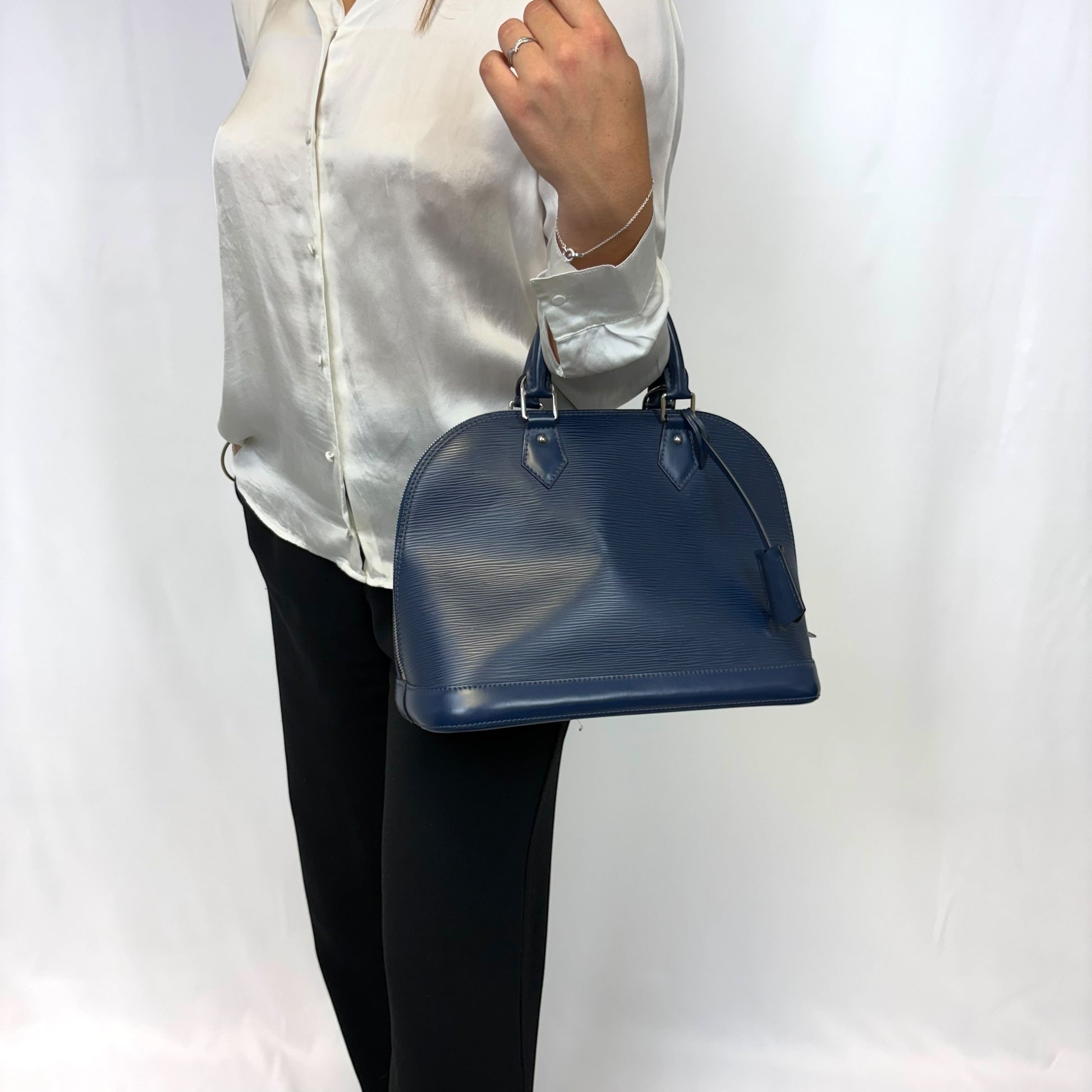 Louis Vuitton Alma PM