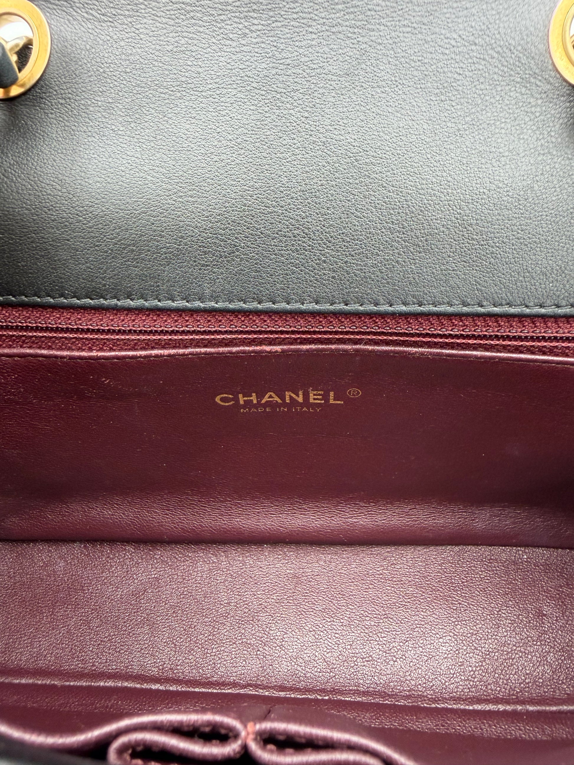 CHANEL FILIGREE CC 25