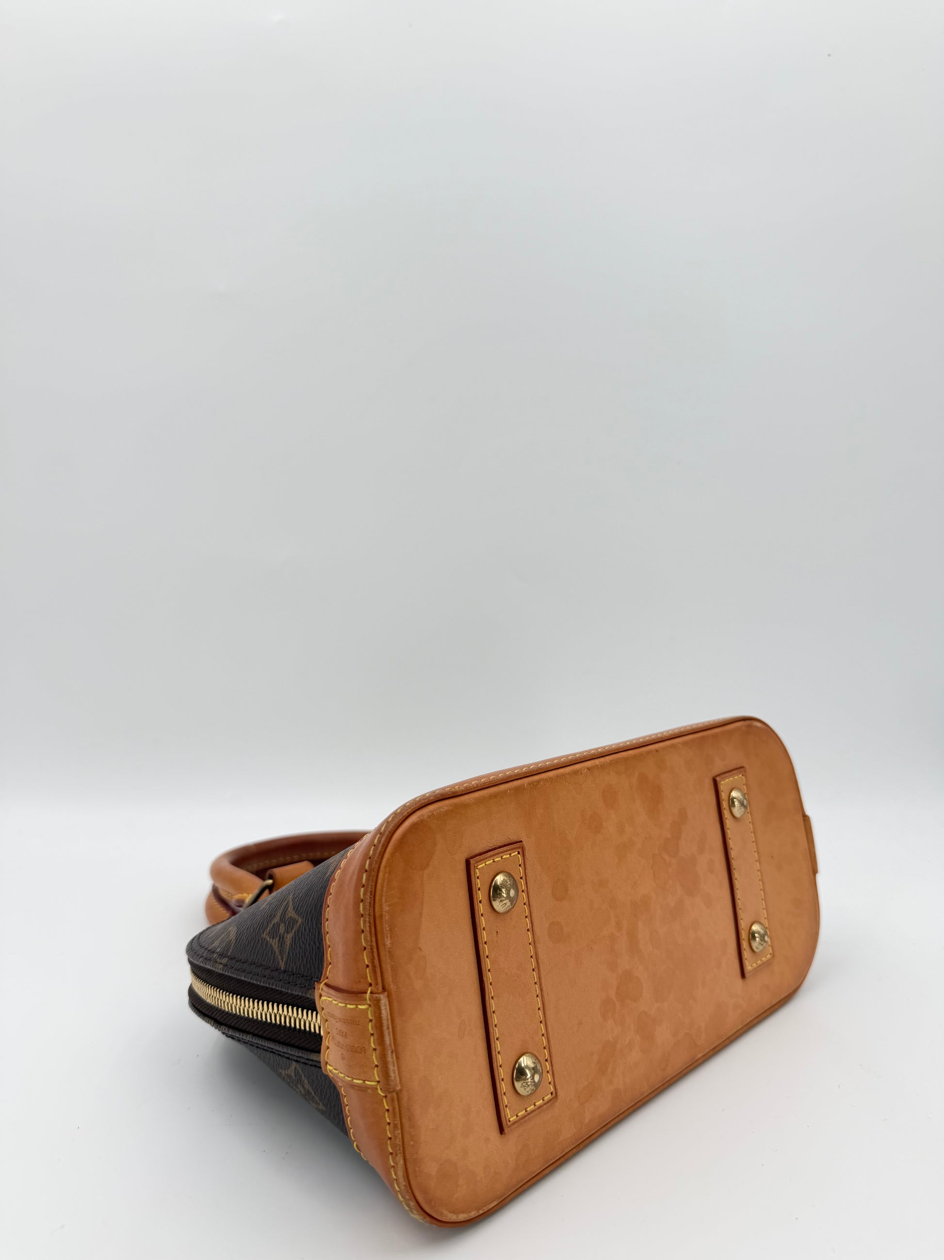 LOUIS VUITTON ALMA BB