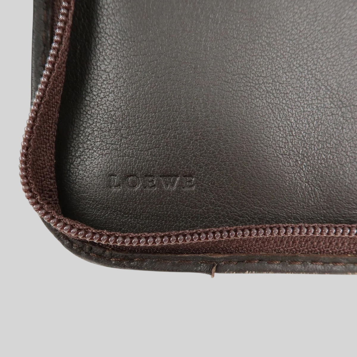 Loewe Suede Planer