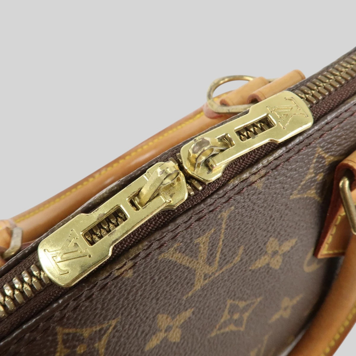 Louis Vuitton Alma PM