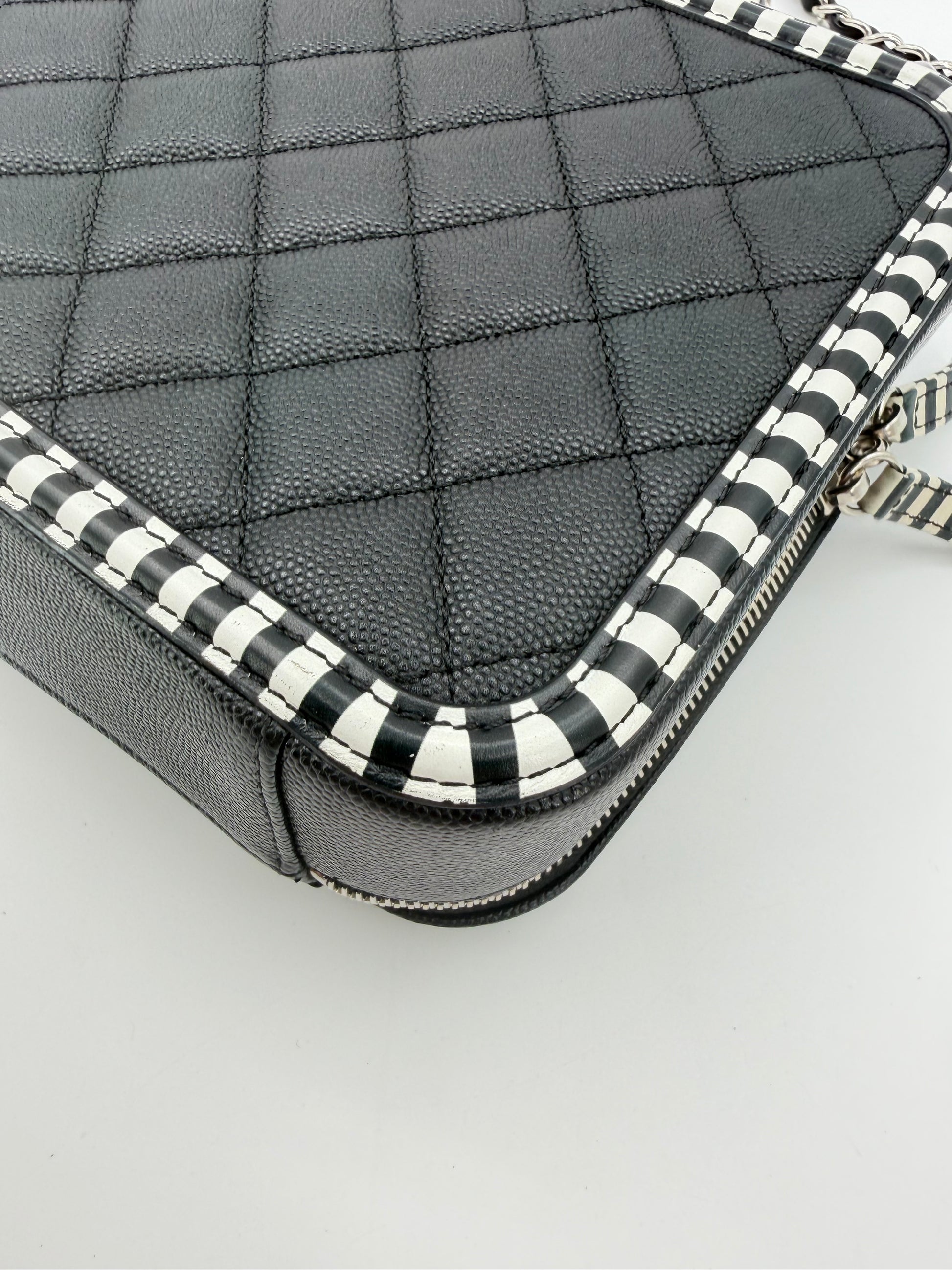 CHANEL VANITY FILIGREE