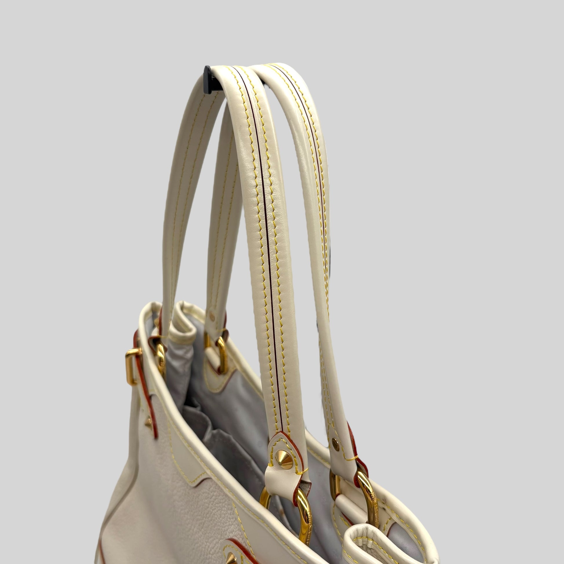 Louis Vuitton Suhari Majestu