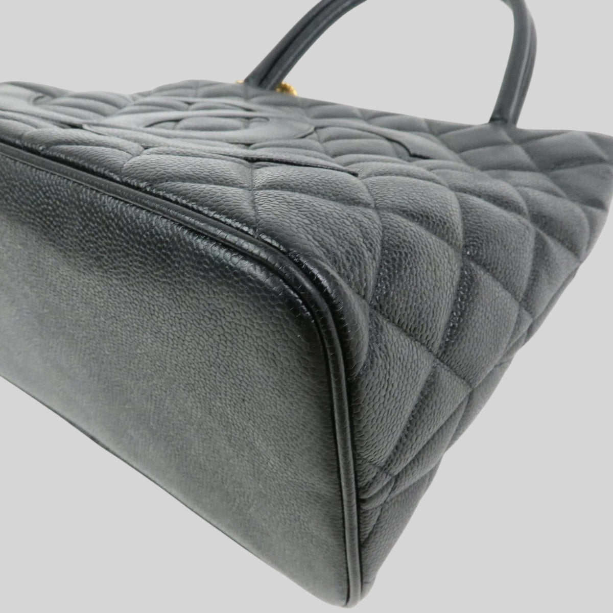 Chanel COCO Médaillon