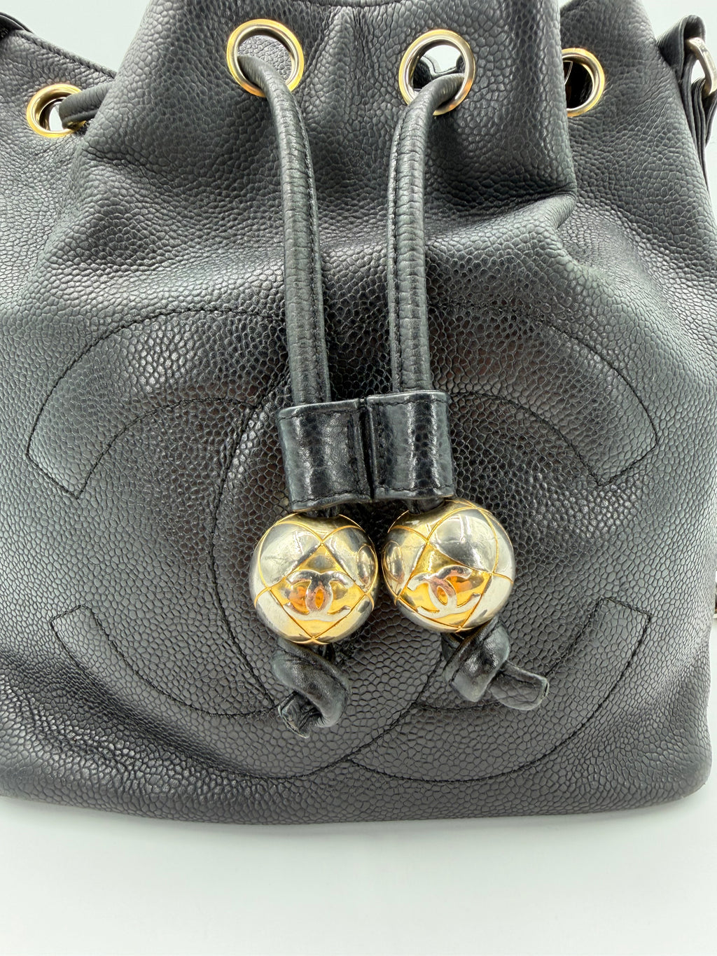 CHANEL CAVIAR SEAU