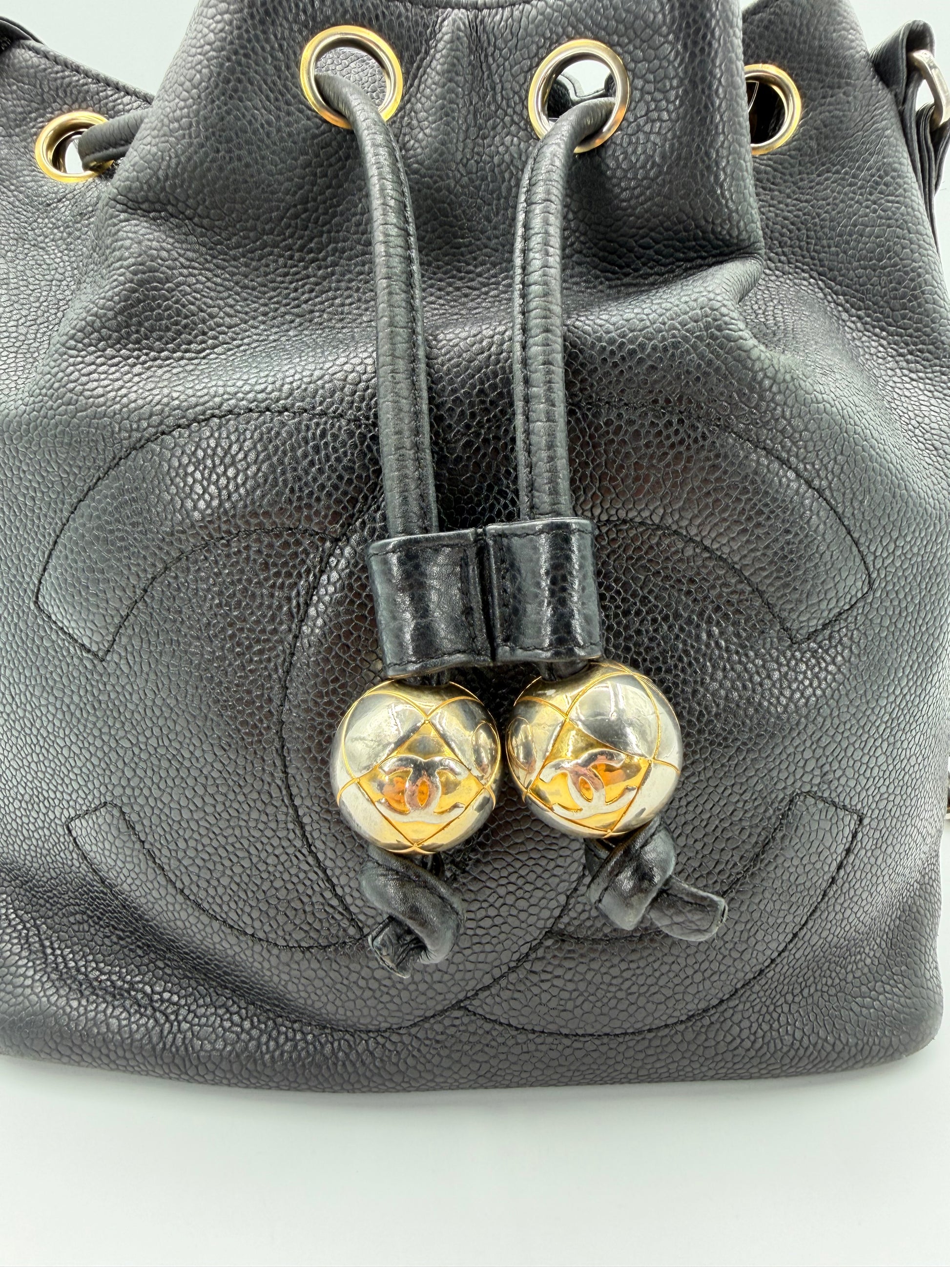 CHANEL CAVIAR SEAU