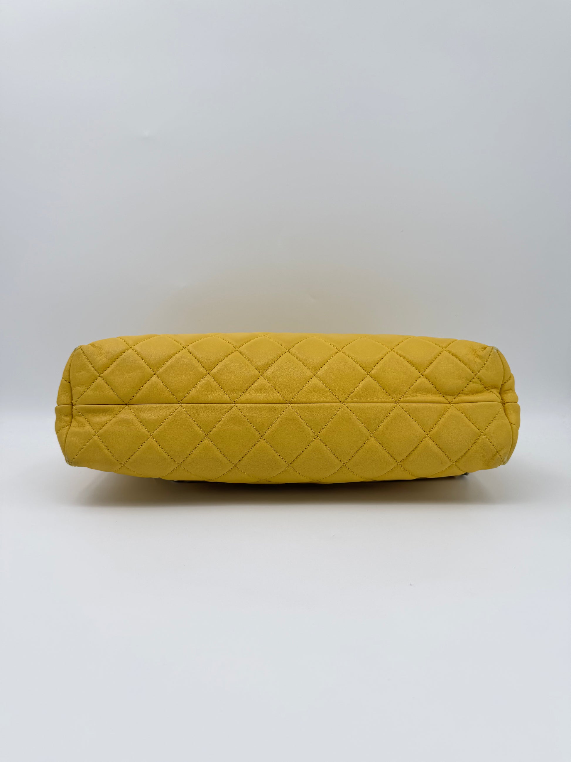 CHANEL MATELASSE TOTE