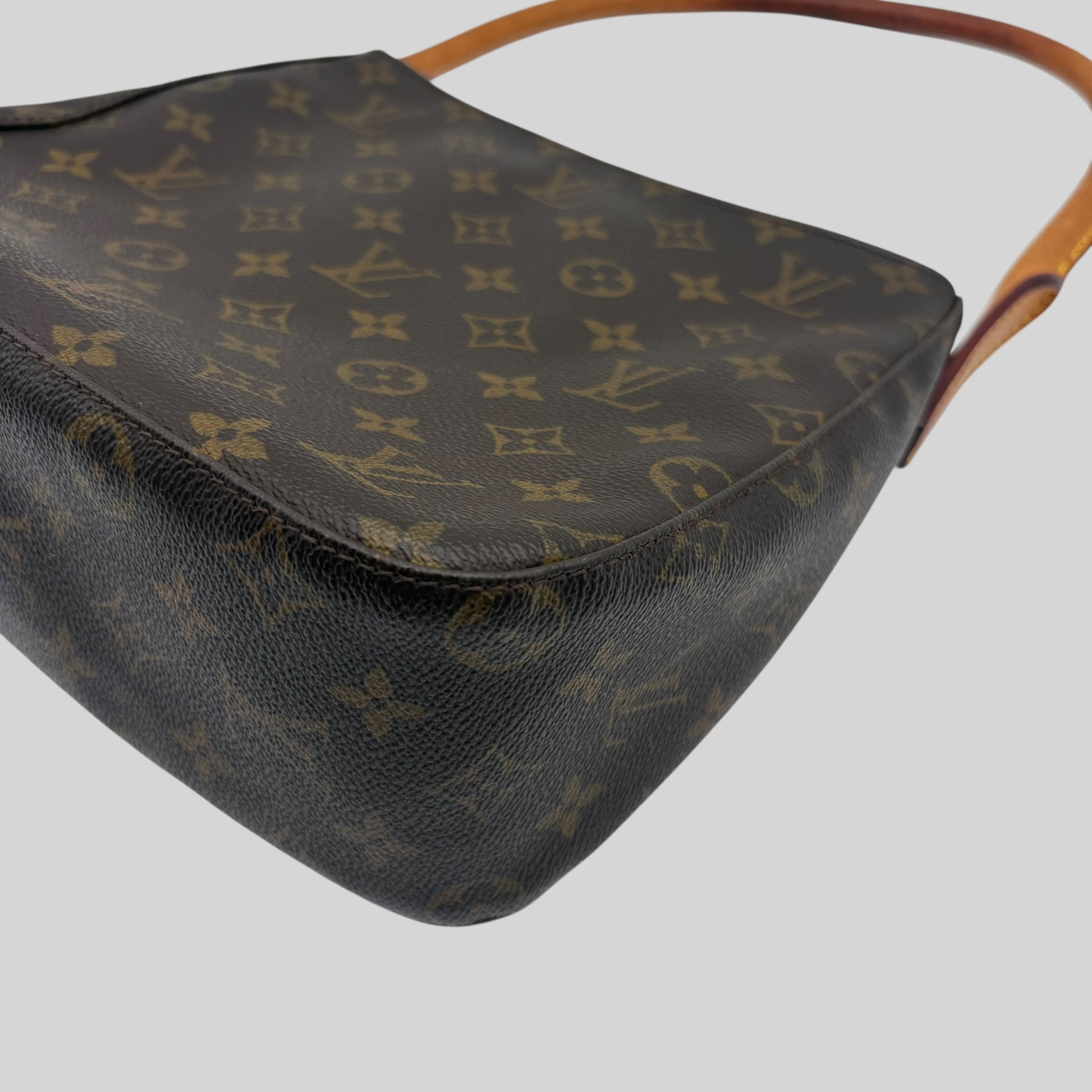 Louis Vuitton Looping MM