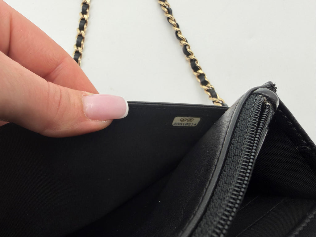 CHANEL BOY WOC