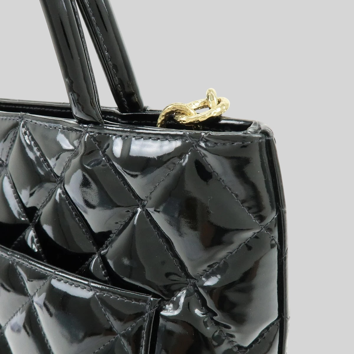 Chanel COCO Médaillon