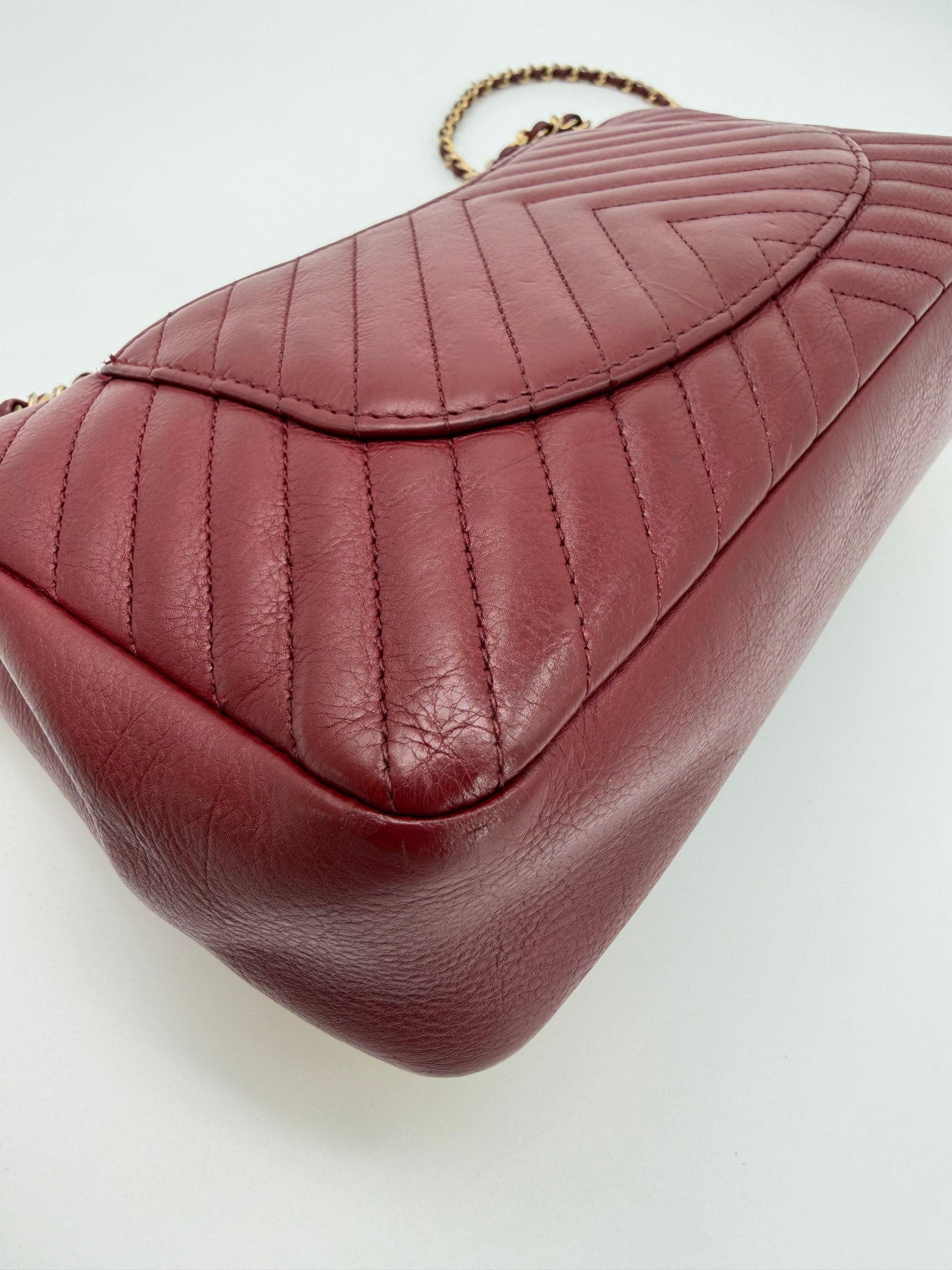 CHANEL ROCK THE CORNER FLAP BAG