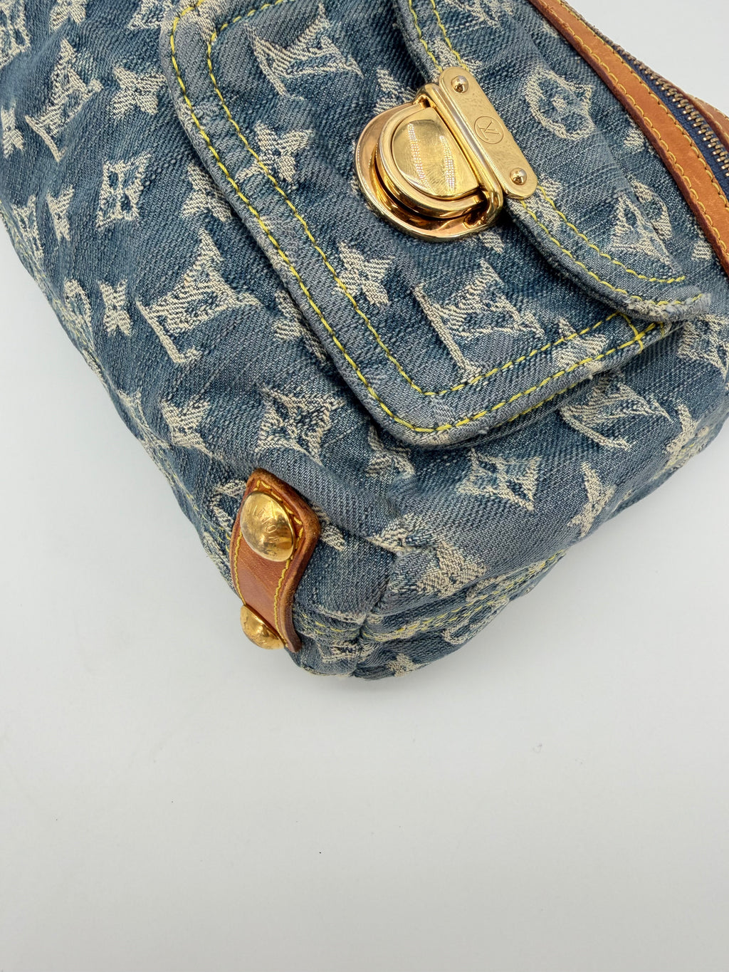 LOUIS VUITTON BAGGY PM