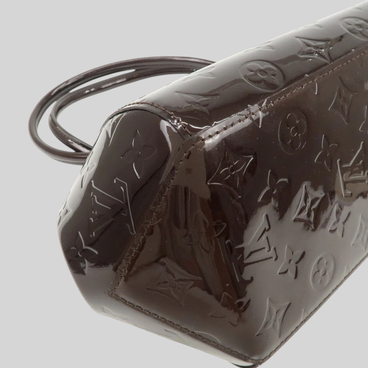 Louis Vuitton Sherwood