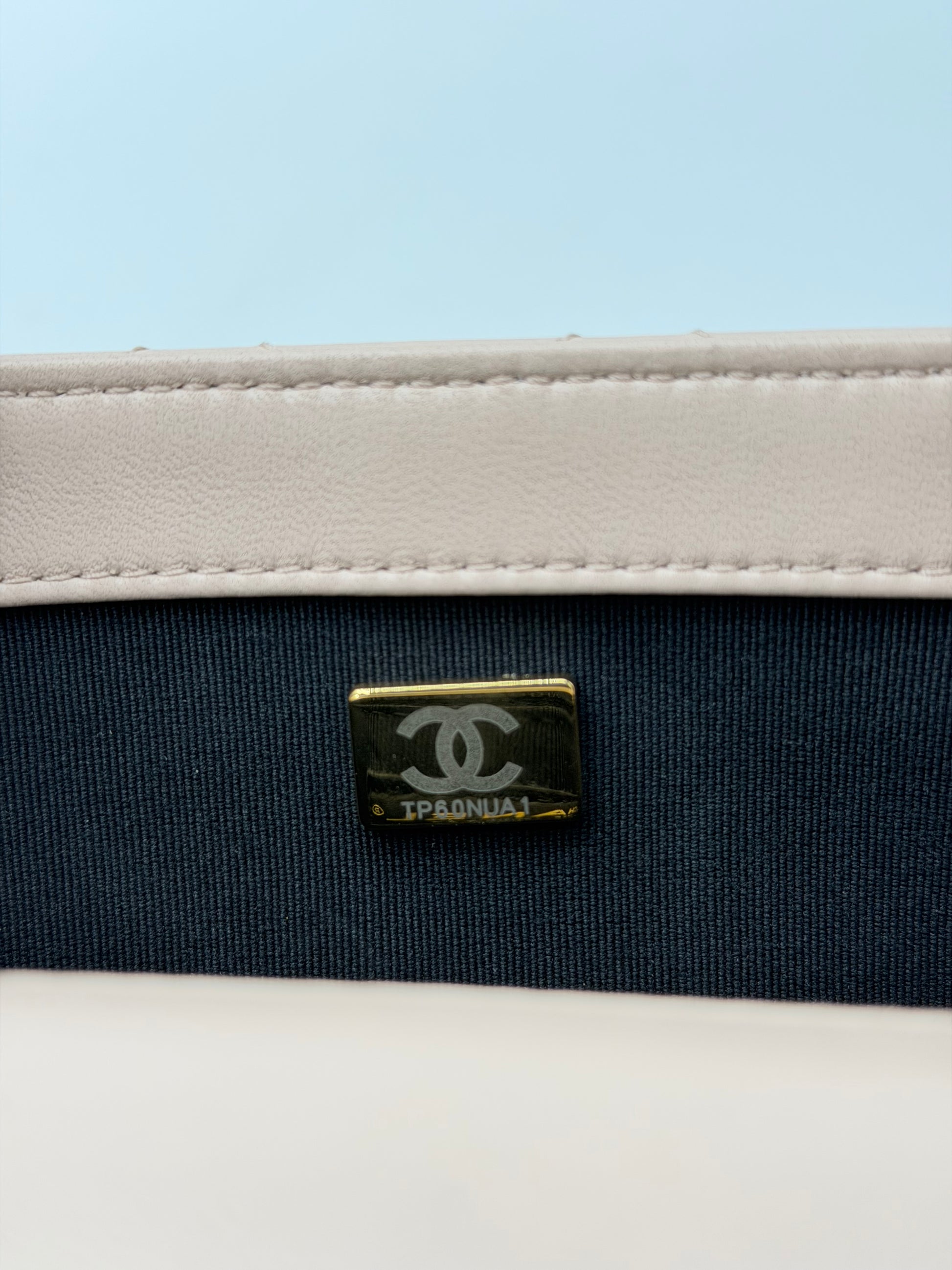 CHANEL MY OWN FRAME
