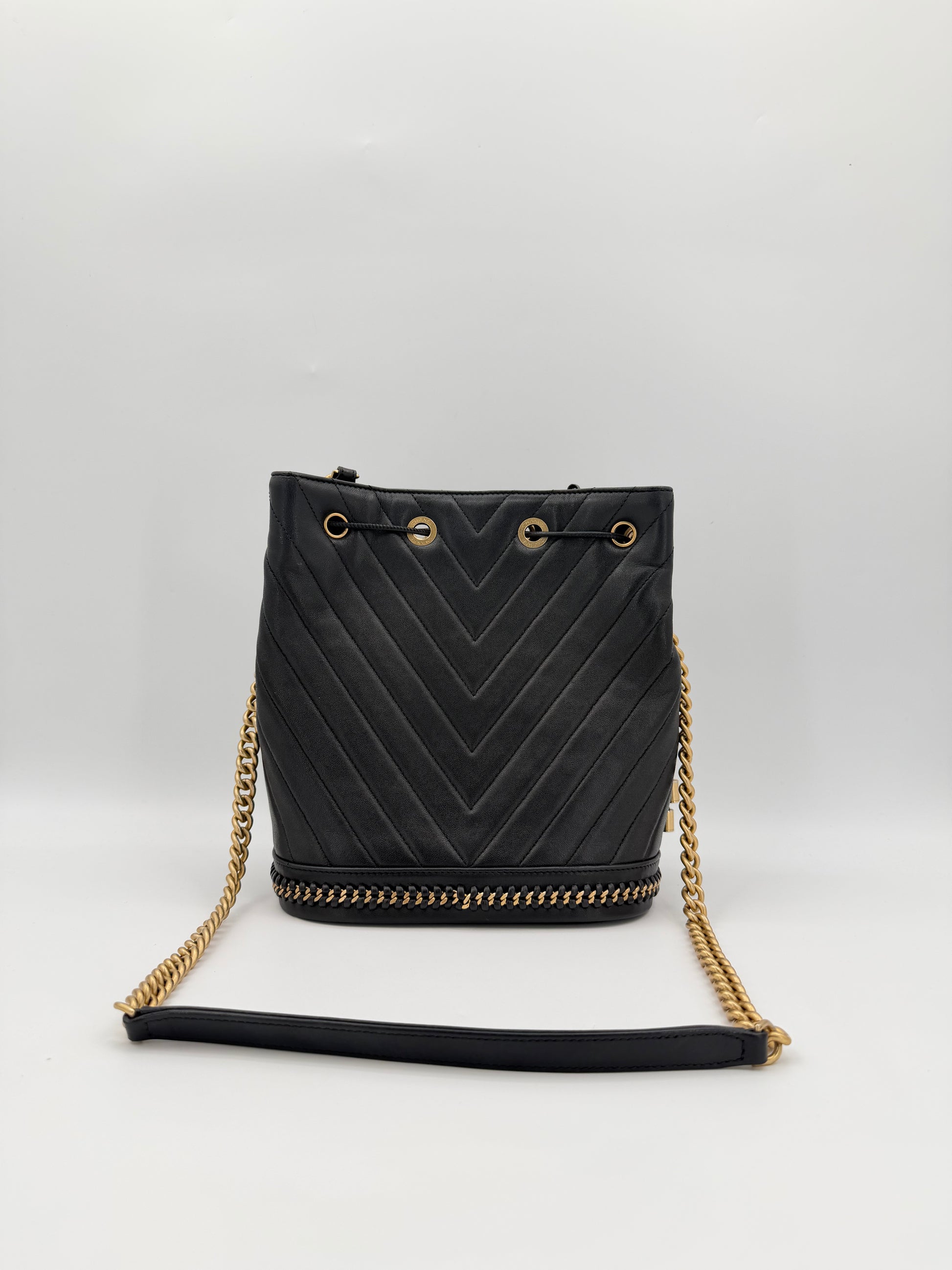 CHANEL SEAU PARIS COSMOPOLITE