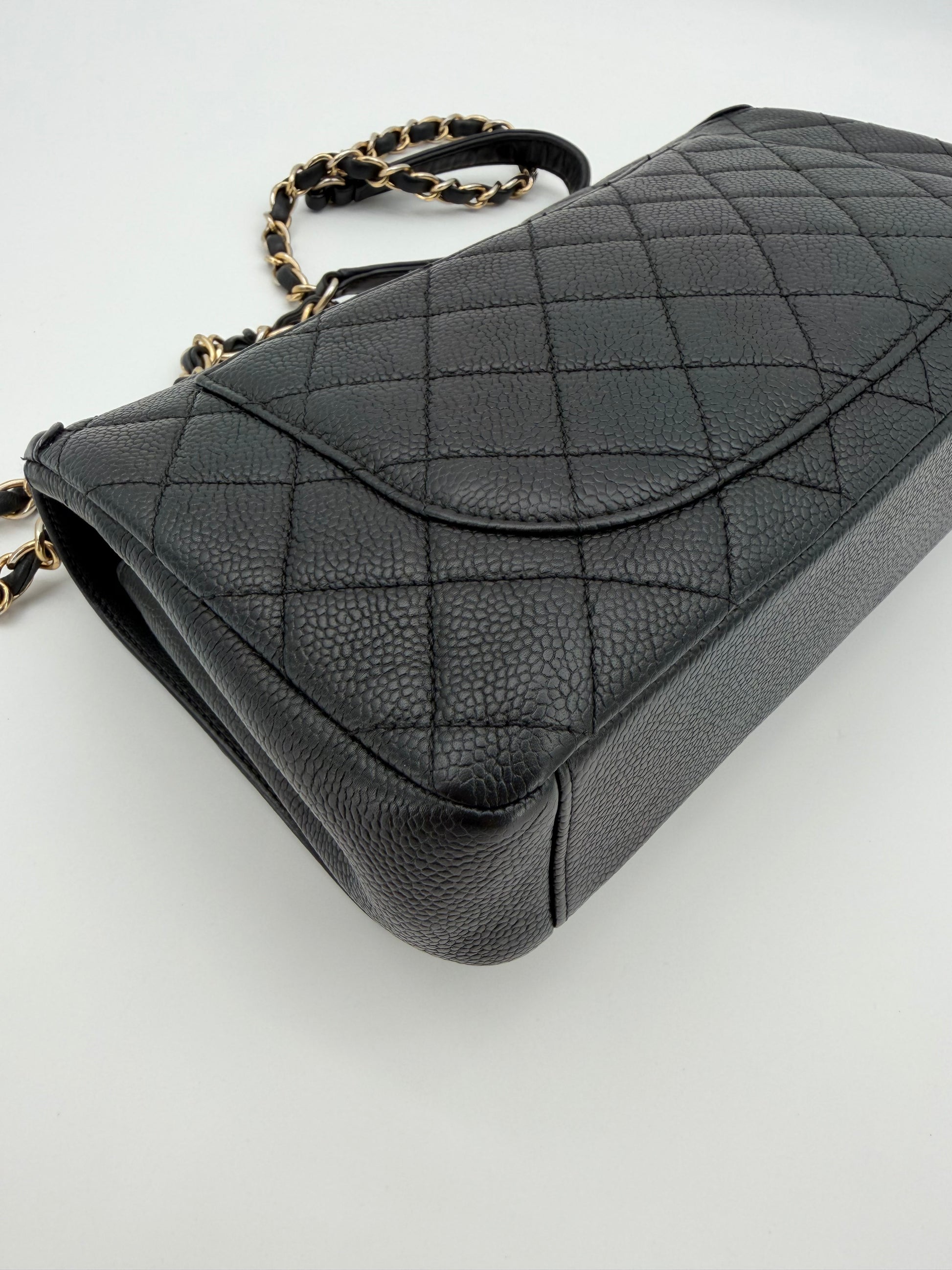 CHANEL FILIGREE CC 25
