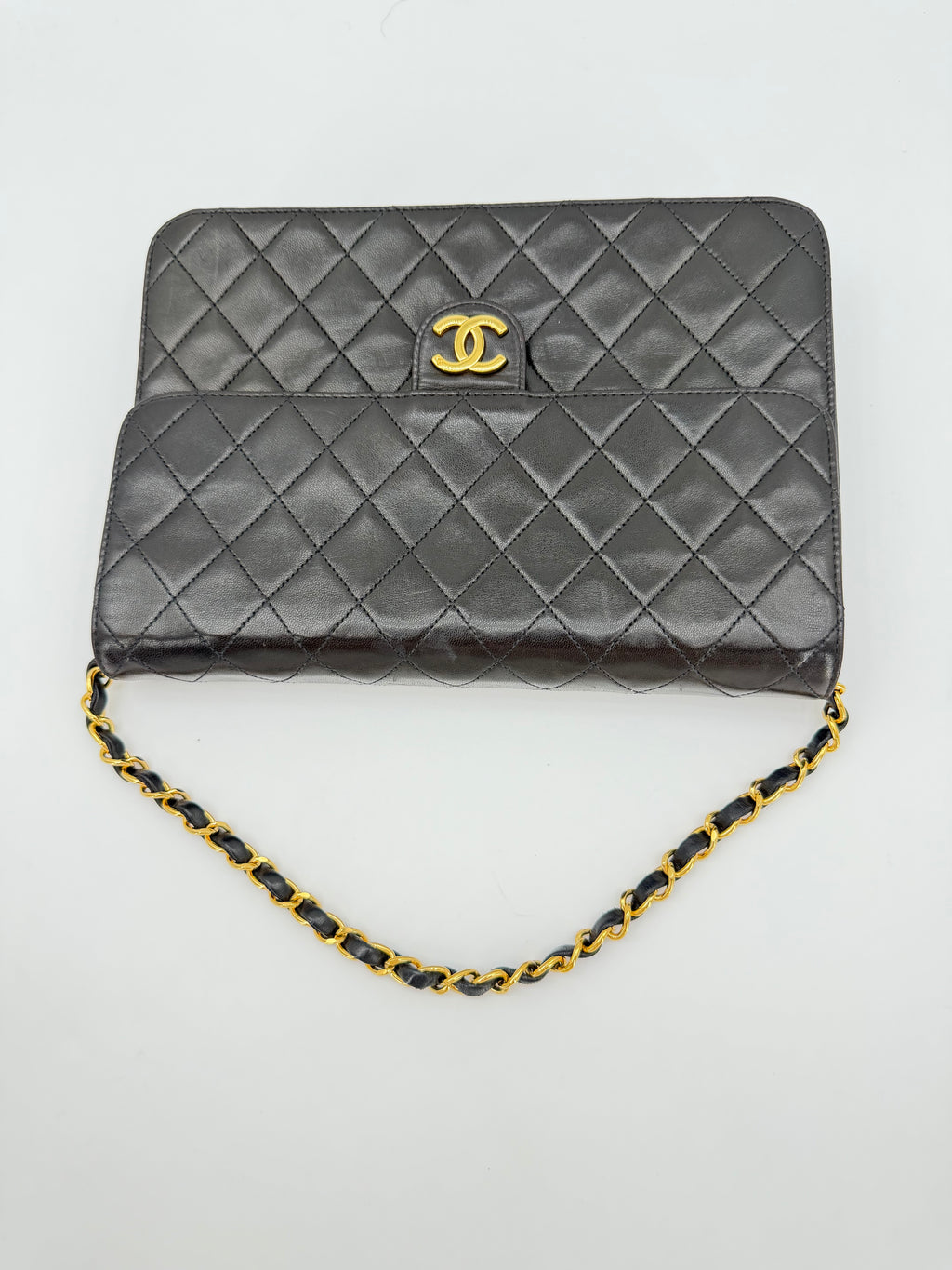 CHANEL CLASSIC FLAP