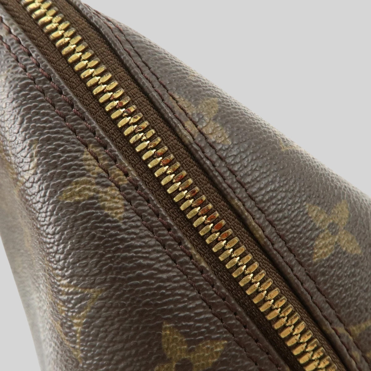 Louis Vuitton Alma PM