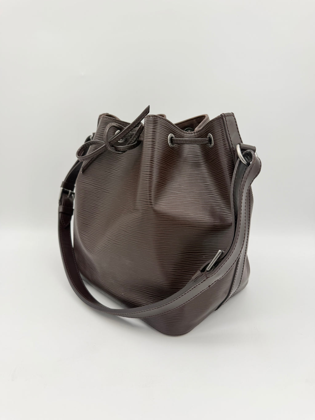 LOUIS VUITTON NOE PM