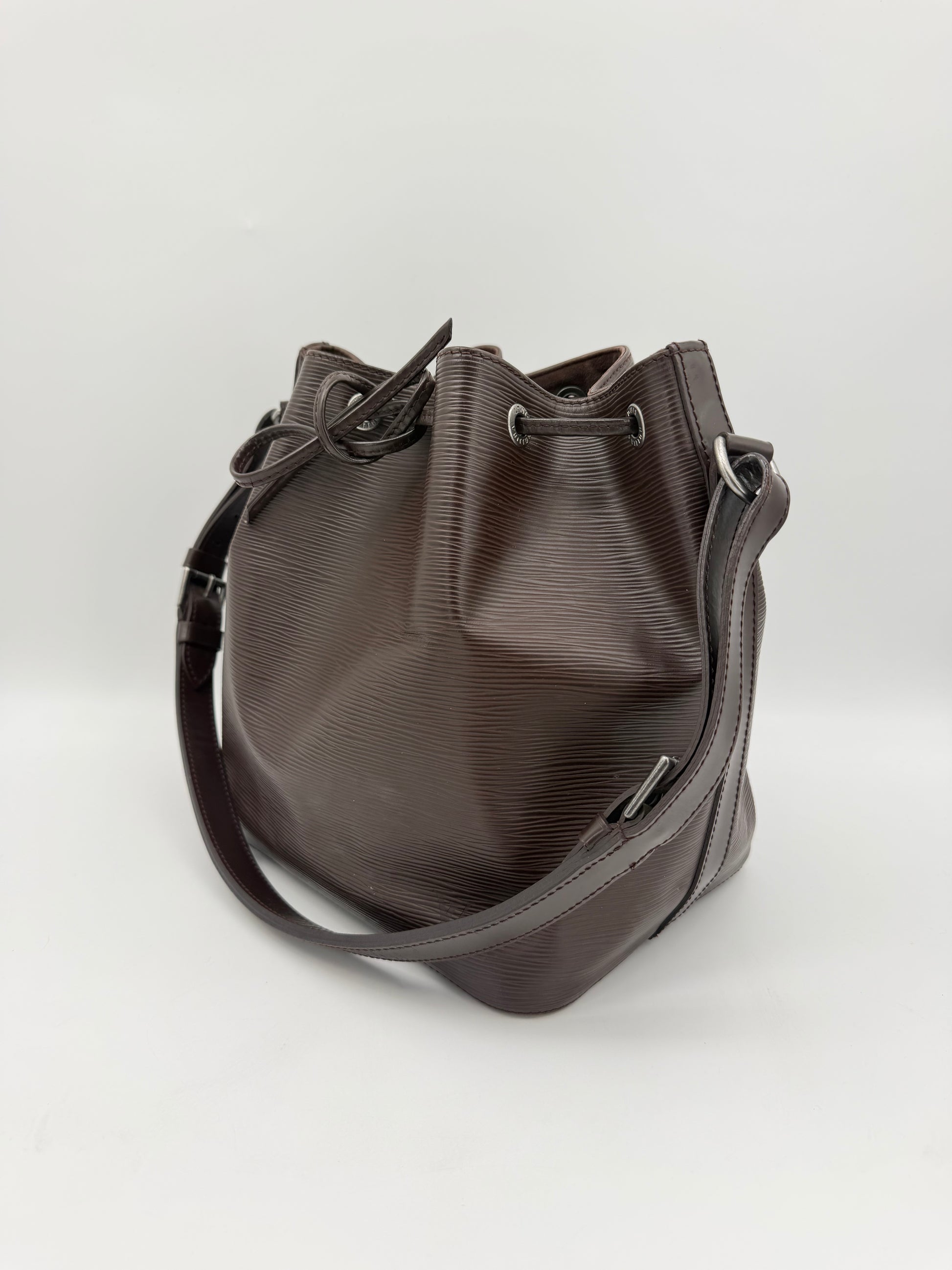 LOUIS VUITTON NOE PM