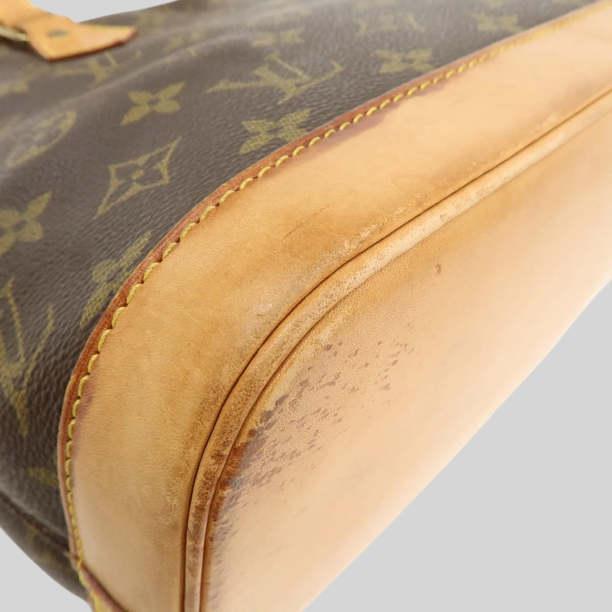 Louis Vuitton Alma PM