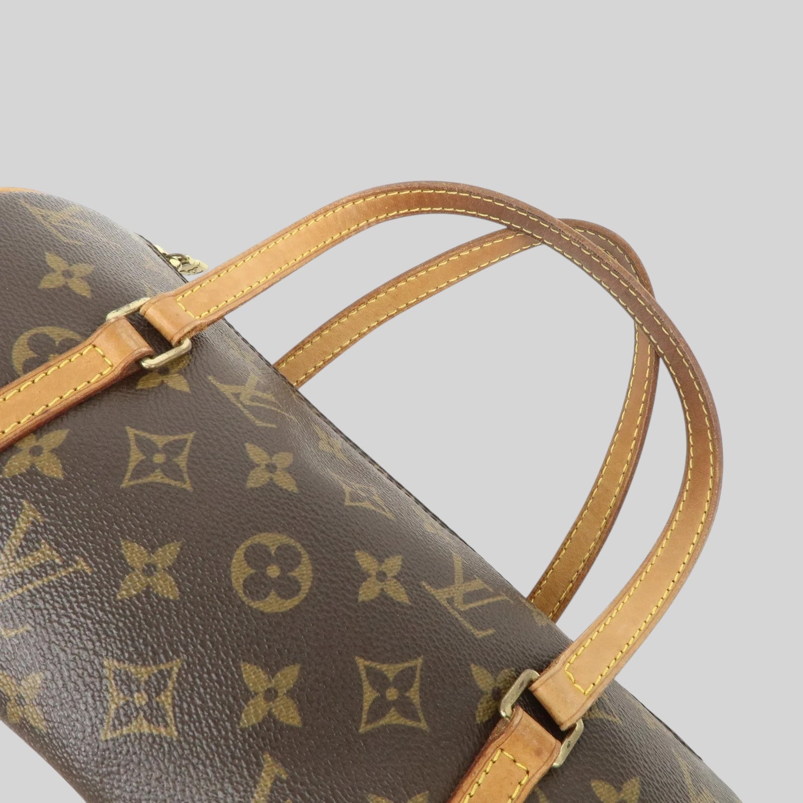 Louis Vuitton Papillon 26