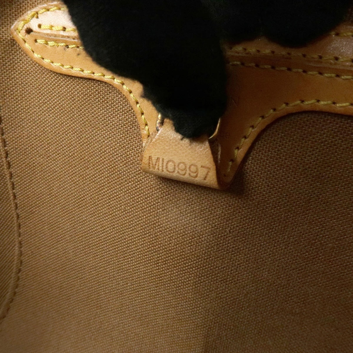 Louis Vuitton Ellipse PM