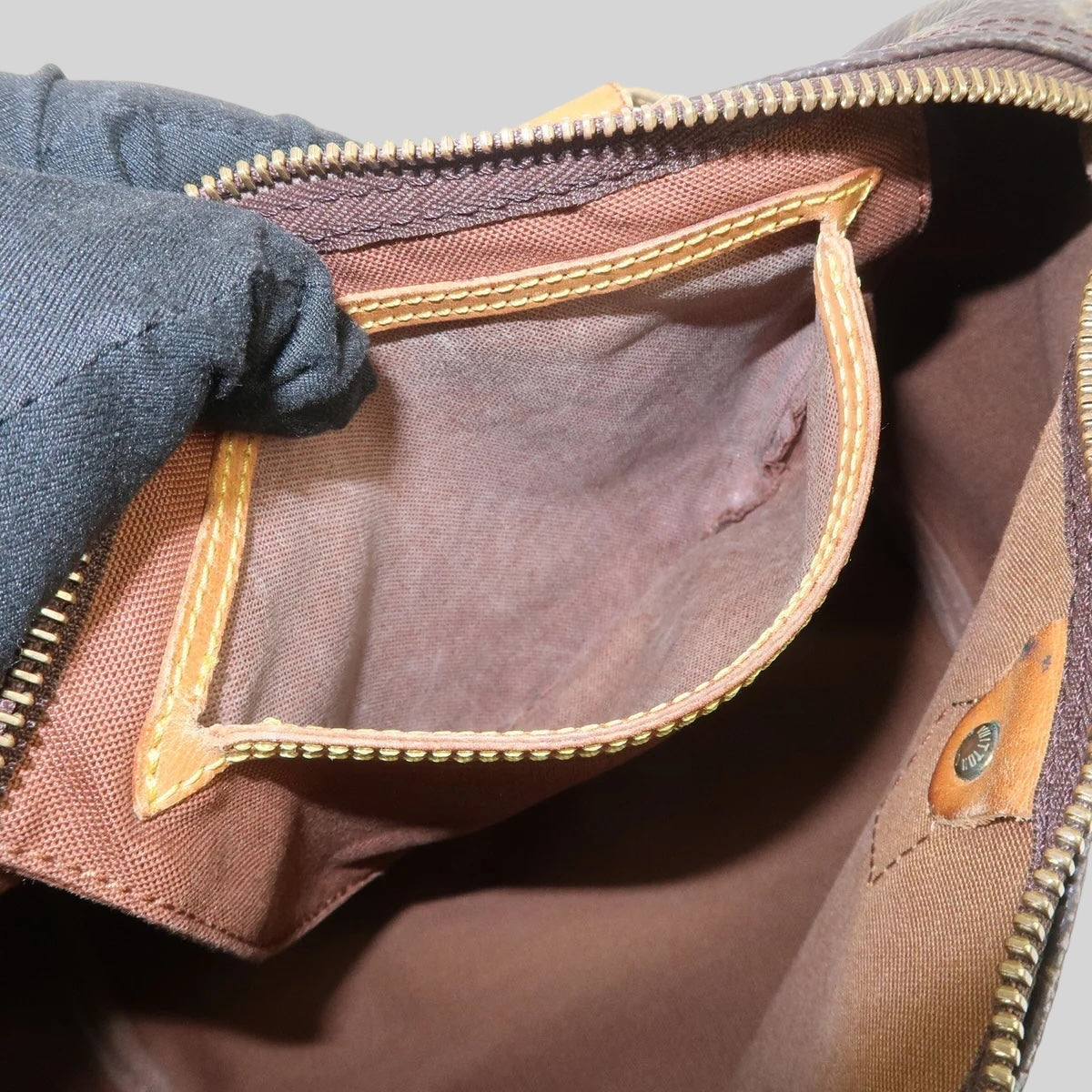 Louis Vuitton Speedy 25