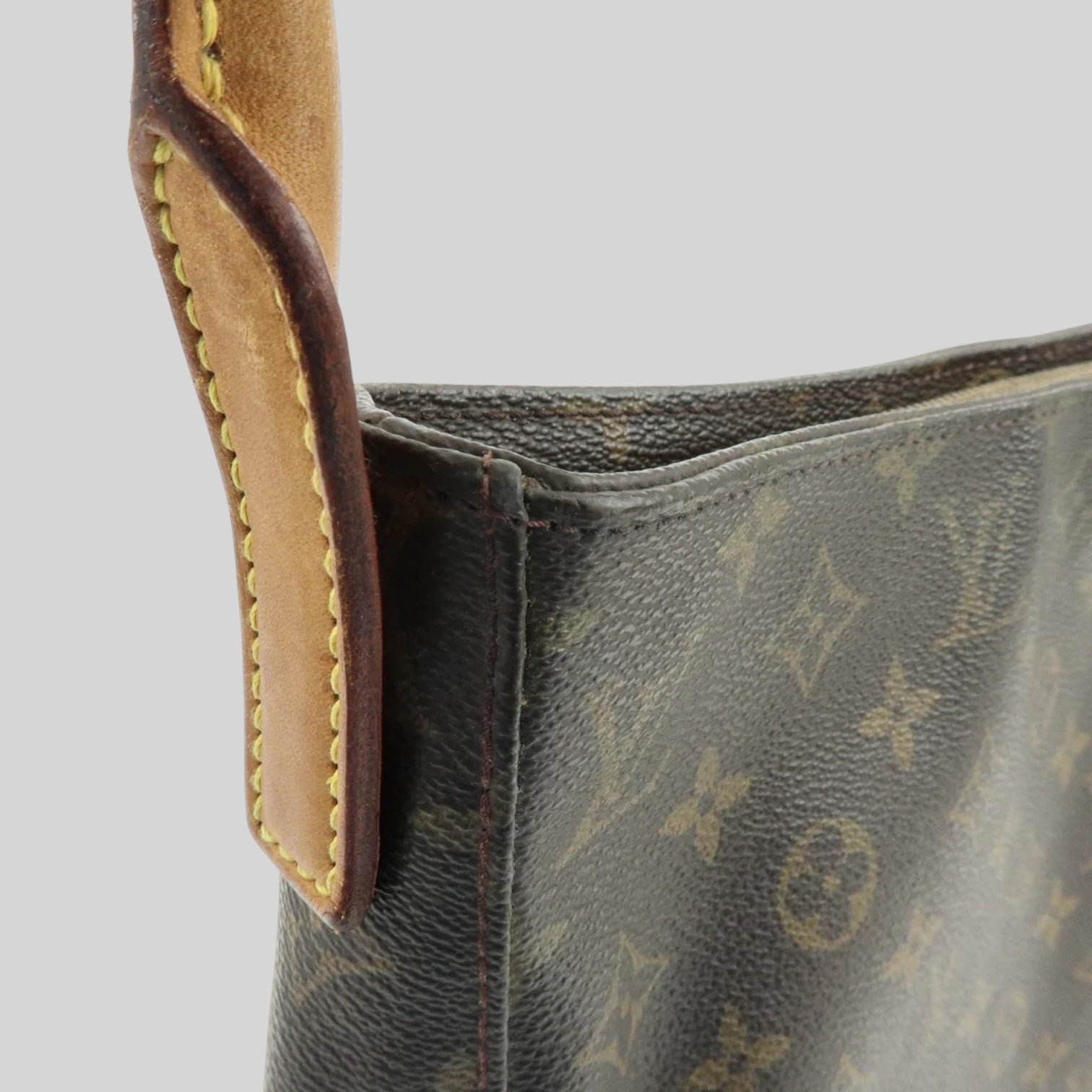 Louis Vuitton Looping GM