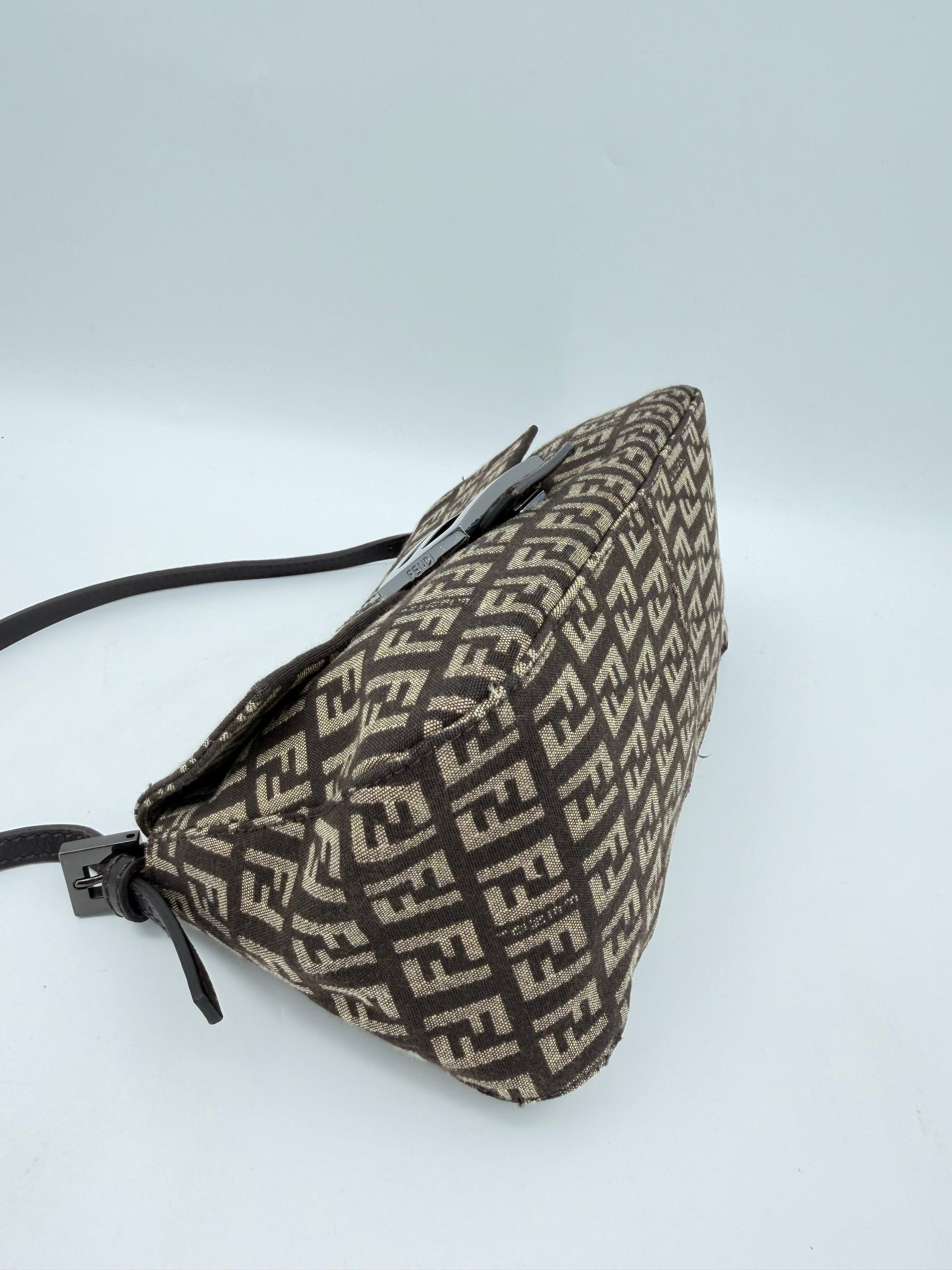FENDI MINI BAGUETTE
