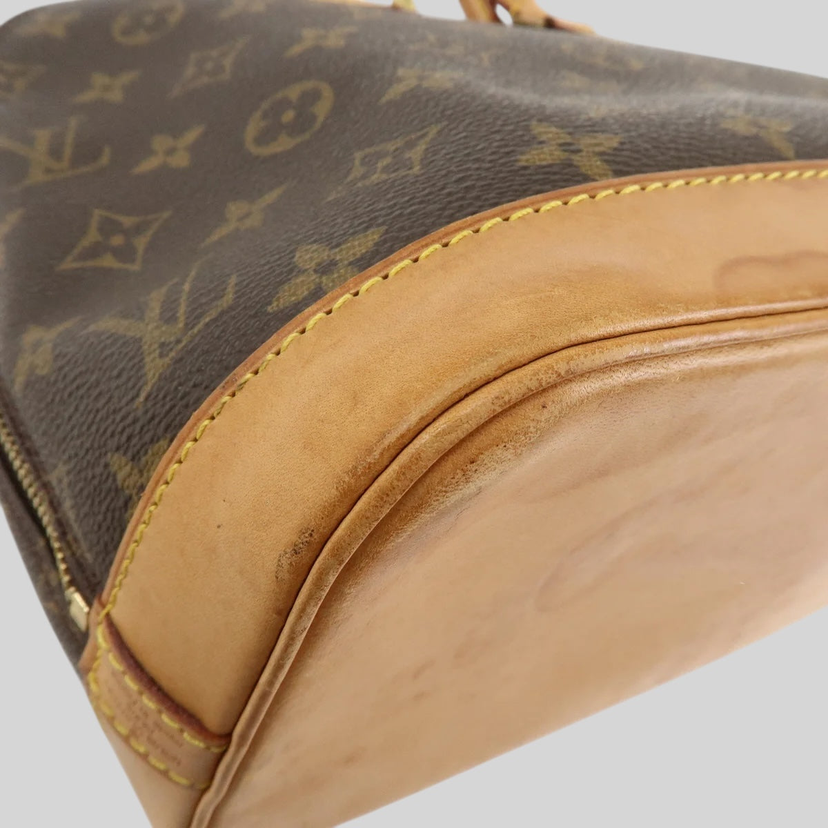 Louis Vuitton Alma PM