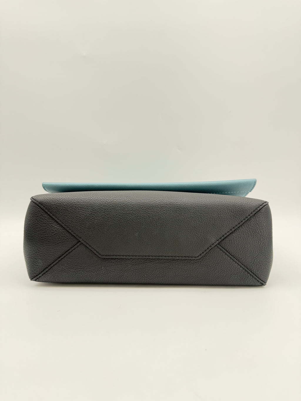 LOUIS VUITTON LOCK ME