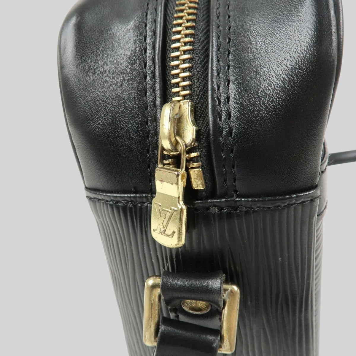 Louis Vuitton Trocadero 27