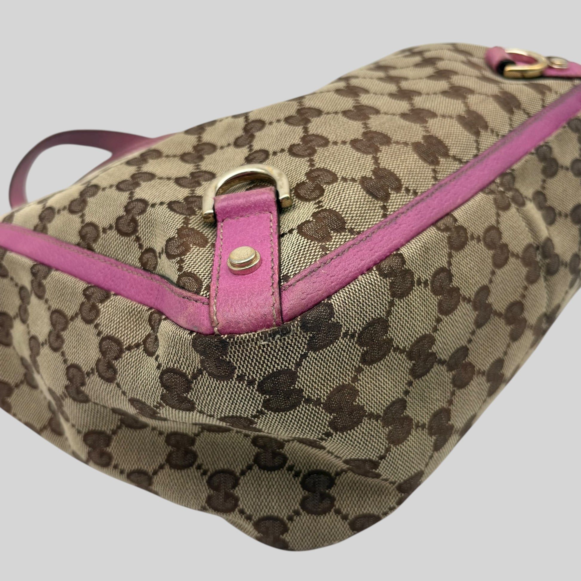 Gucci GG Abbey