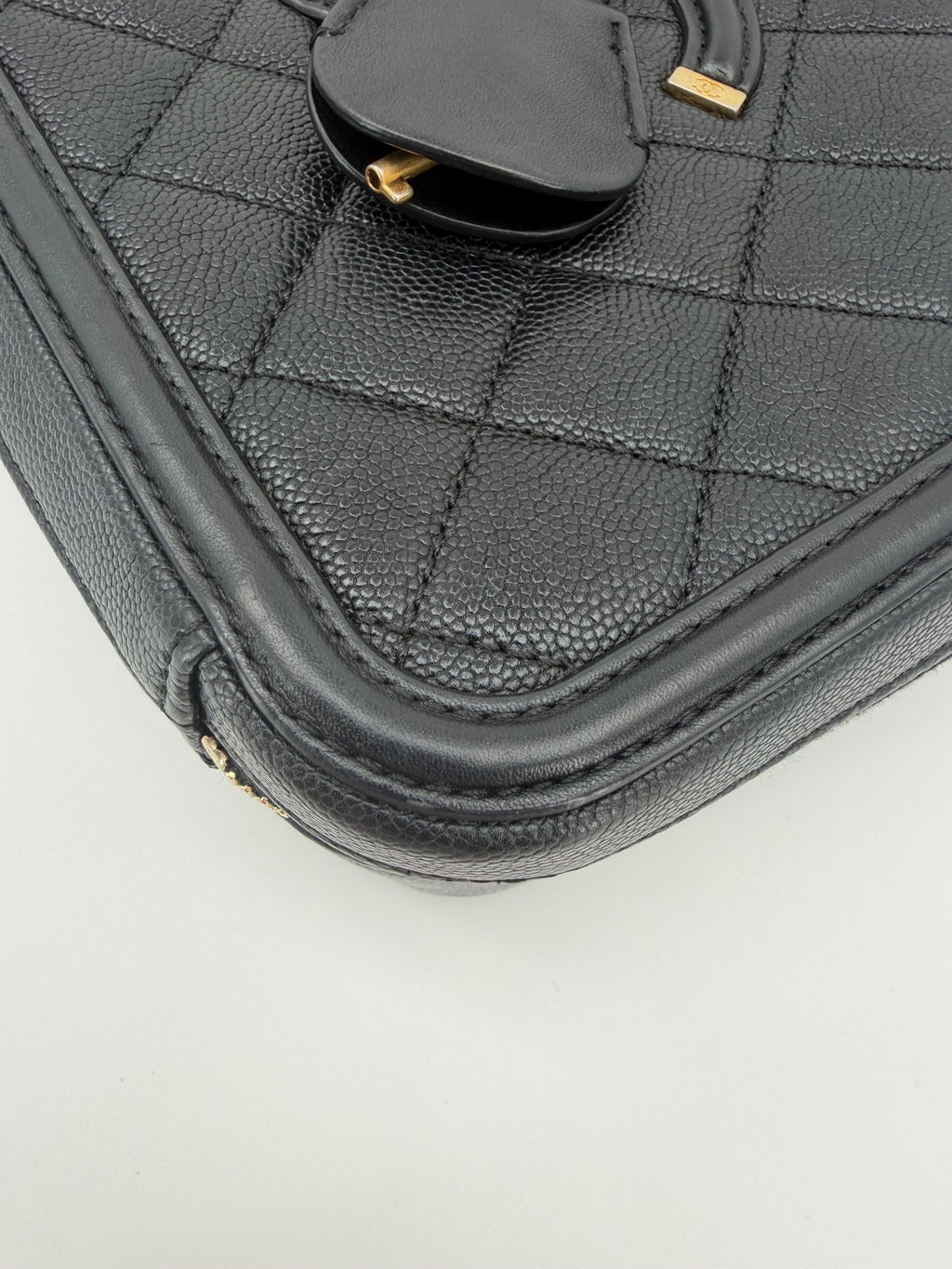 CHANEL VANITY FILIGREE