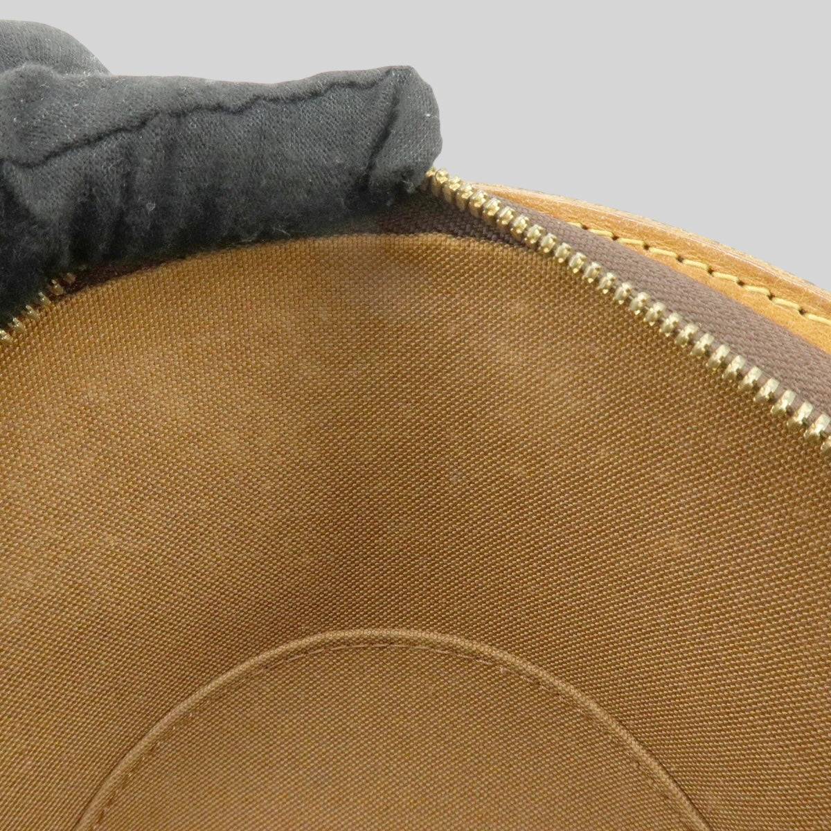 Louis Vuitton Ellipse PM