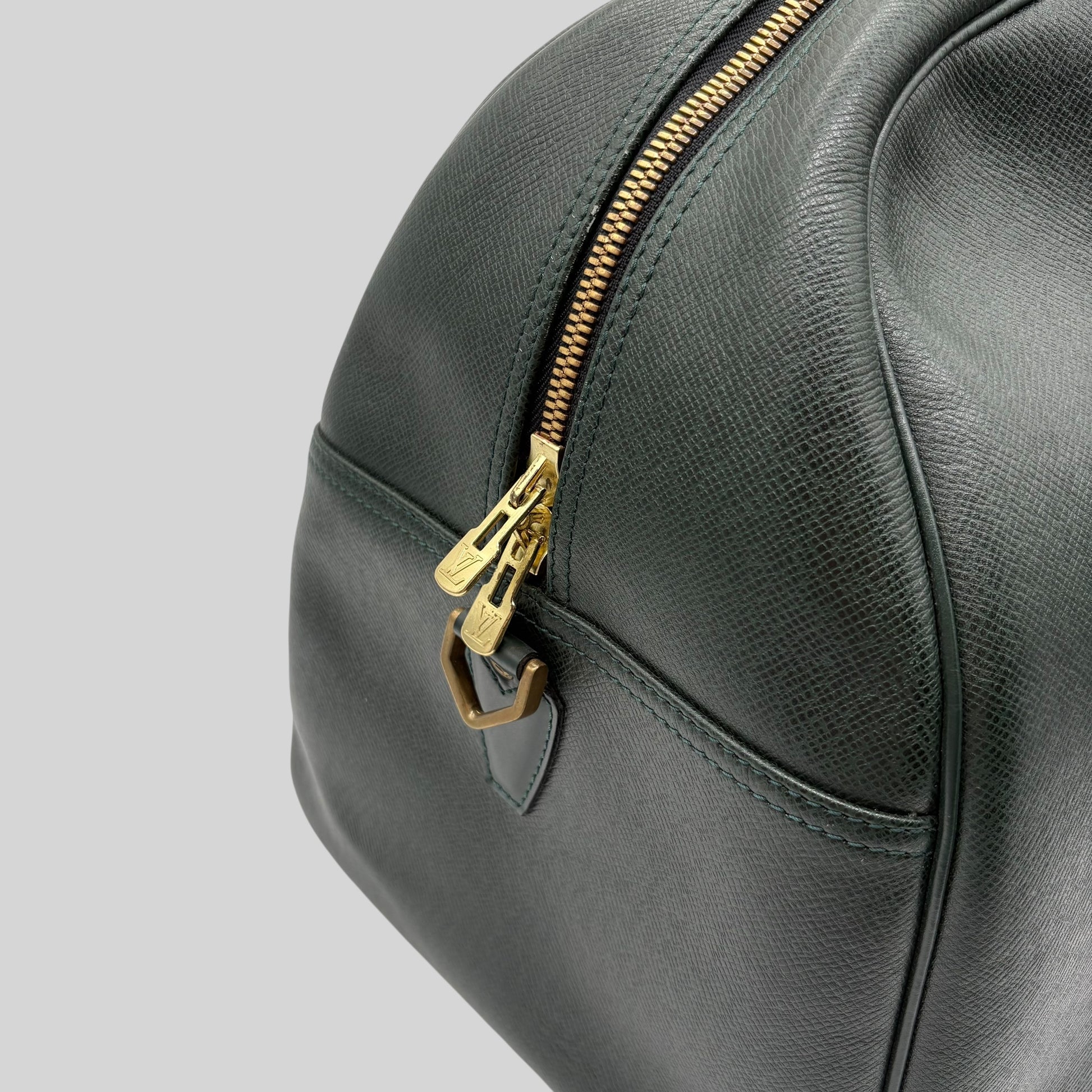 Louis Vuitton Kendall Taiga