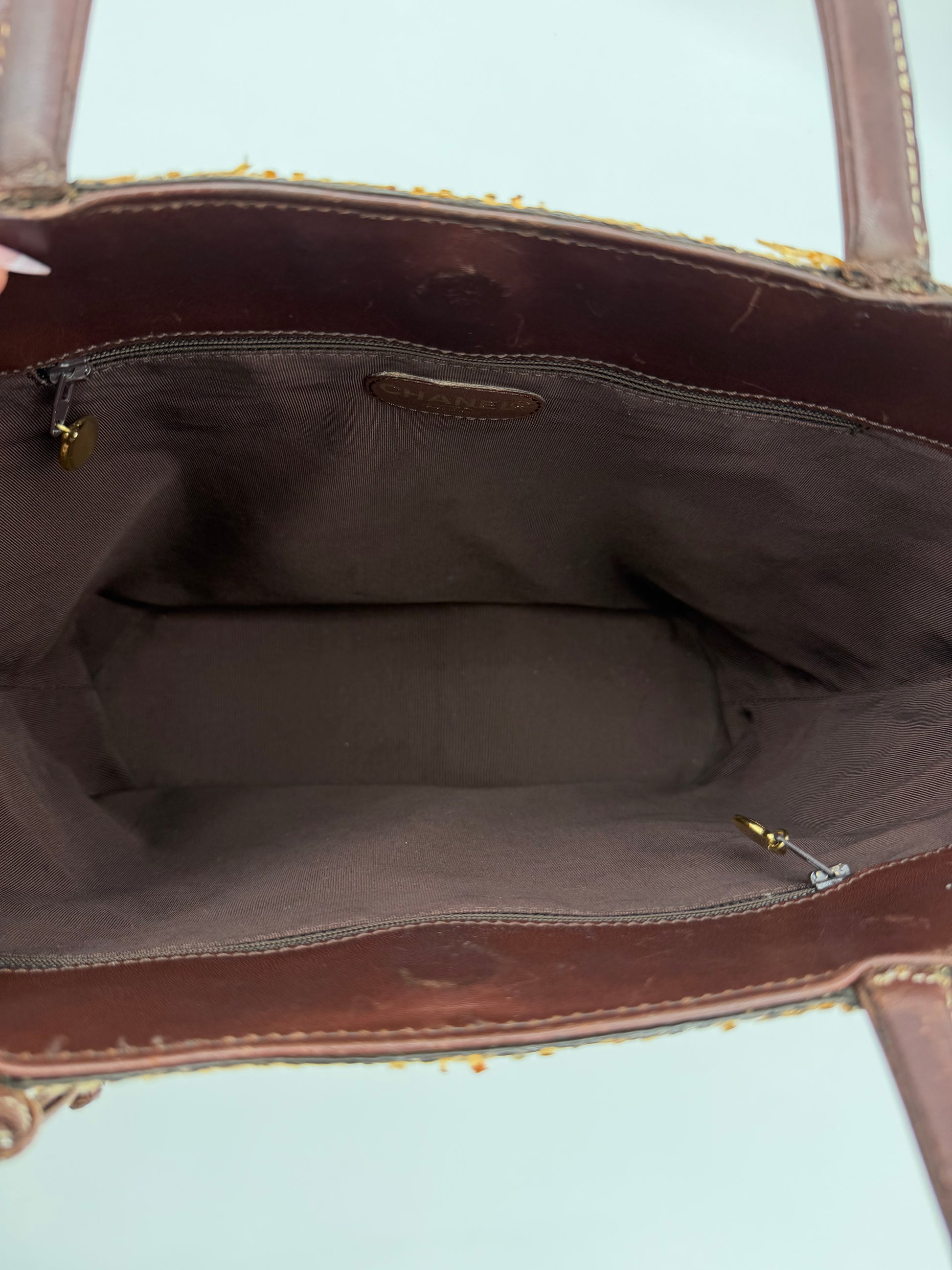 CHANEL TOTE