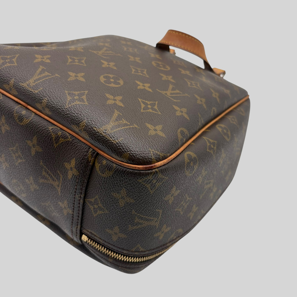 Louis Vuitton Excursion