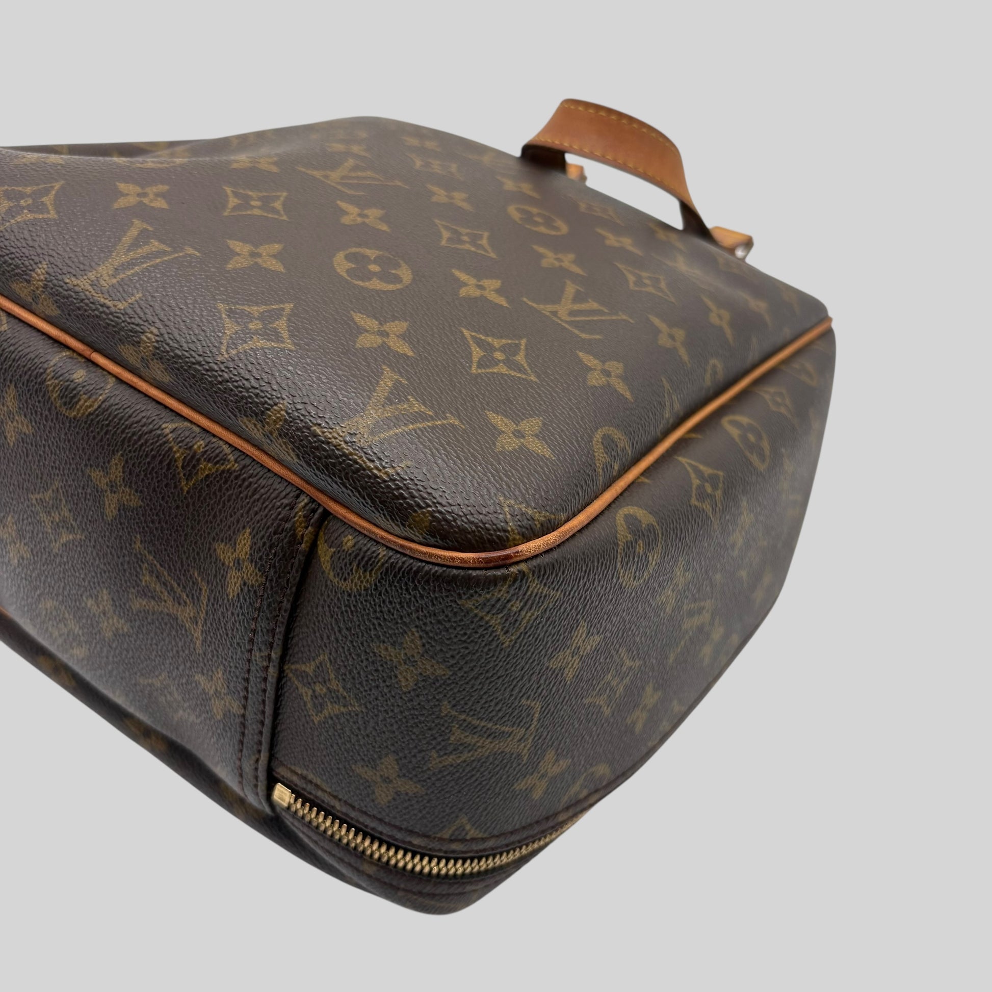 Louis Vuitton Excursion