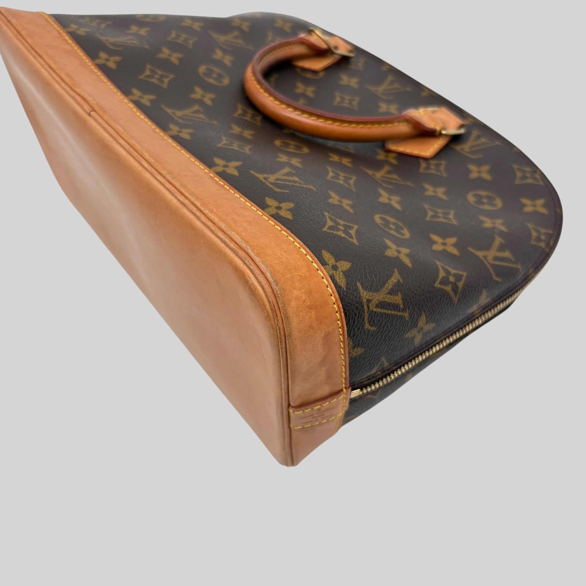 Louis Vuitton Alma PM