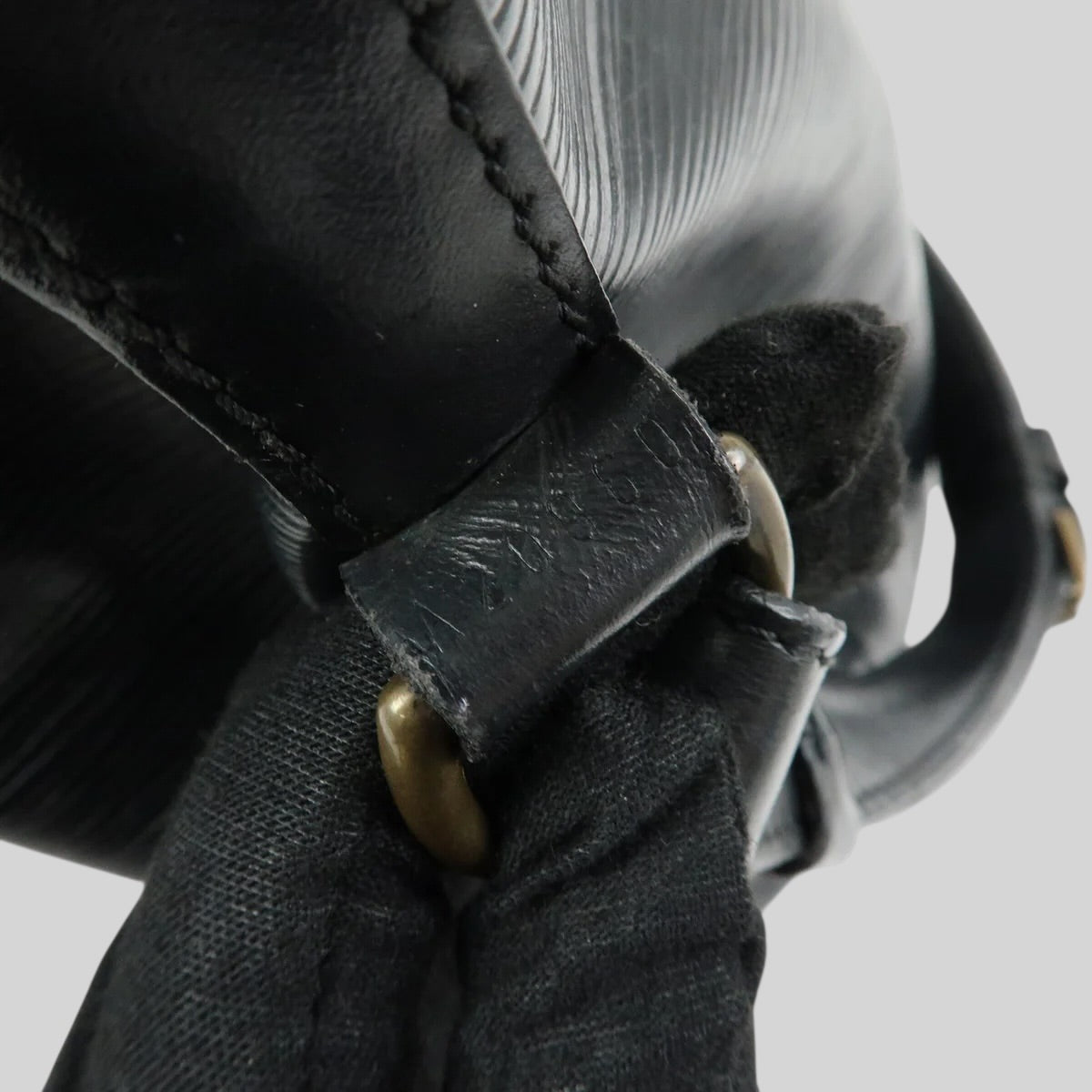 Louis Vuitton Noé PM Epi