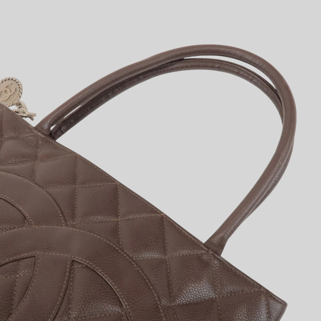 Chanel COCO Médaillon