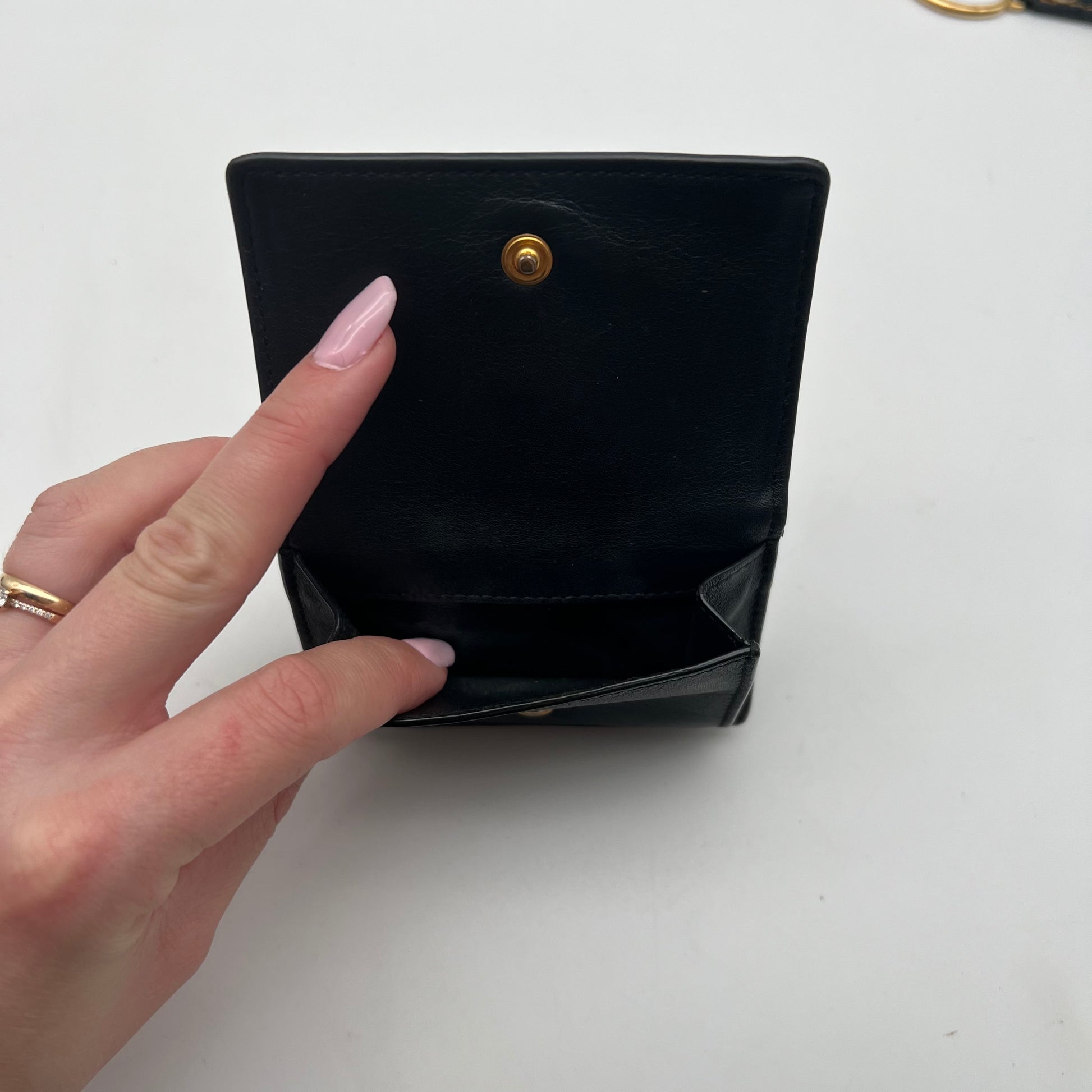 Yves Saint Laurent Compact