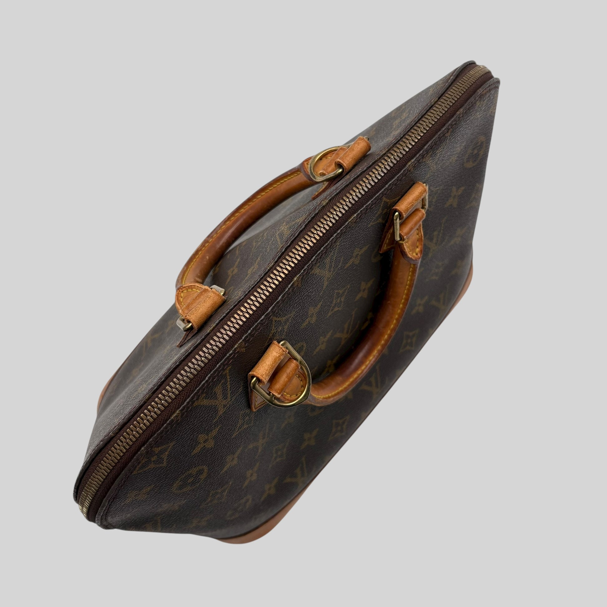 Louis Vuitton Alma PM