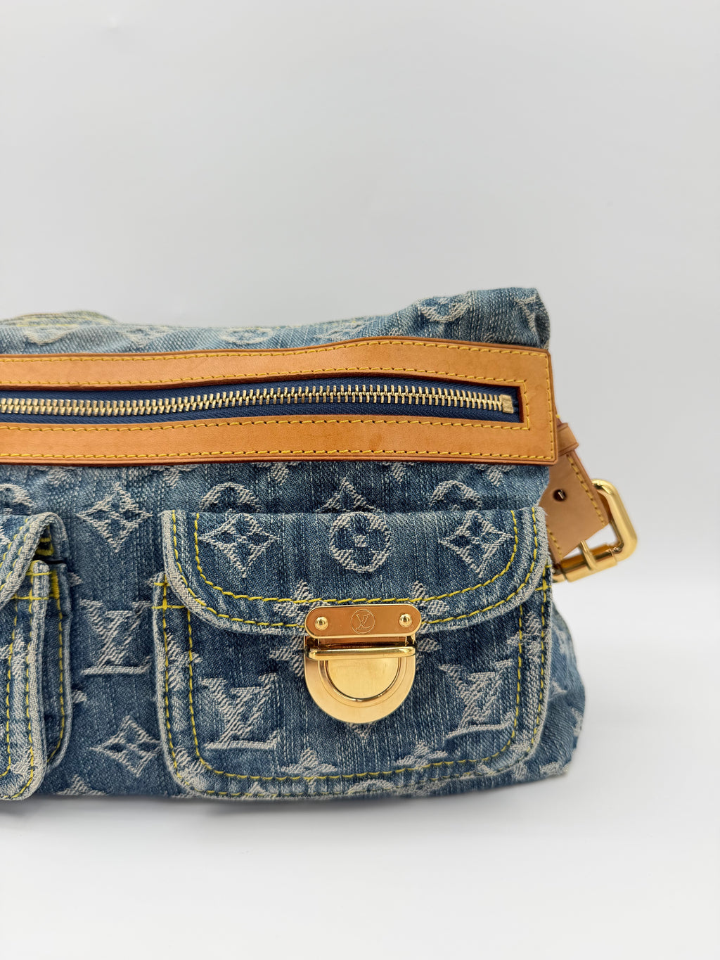 LOUIS VUITTON BAGGY PM DENIM