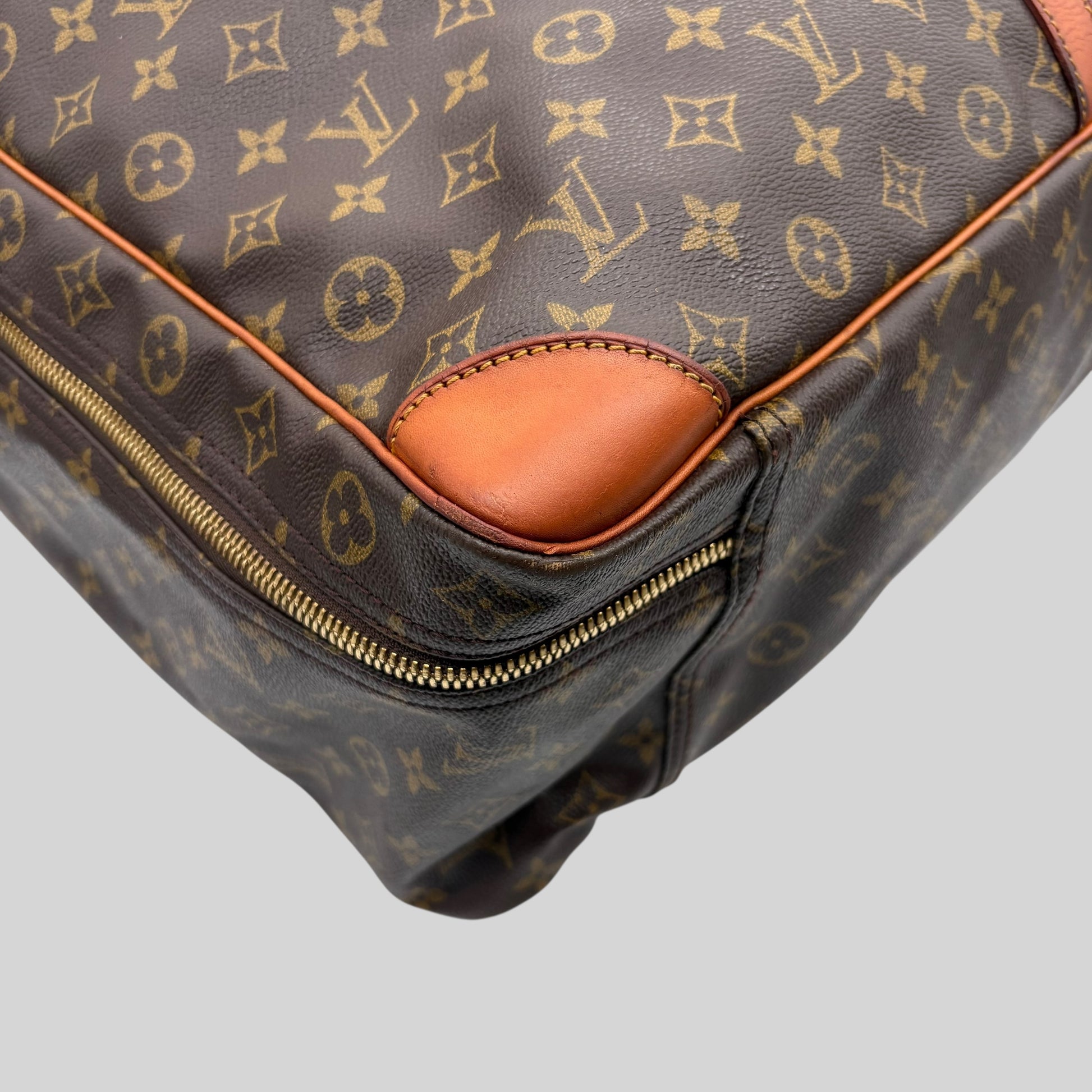Louis Vuitton Sirius 60