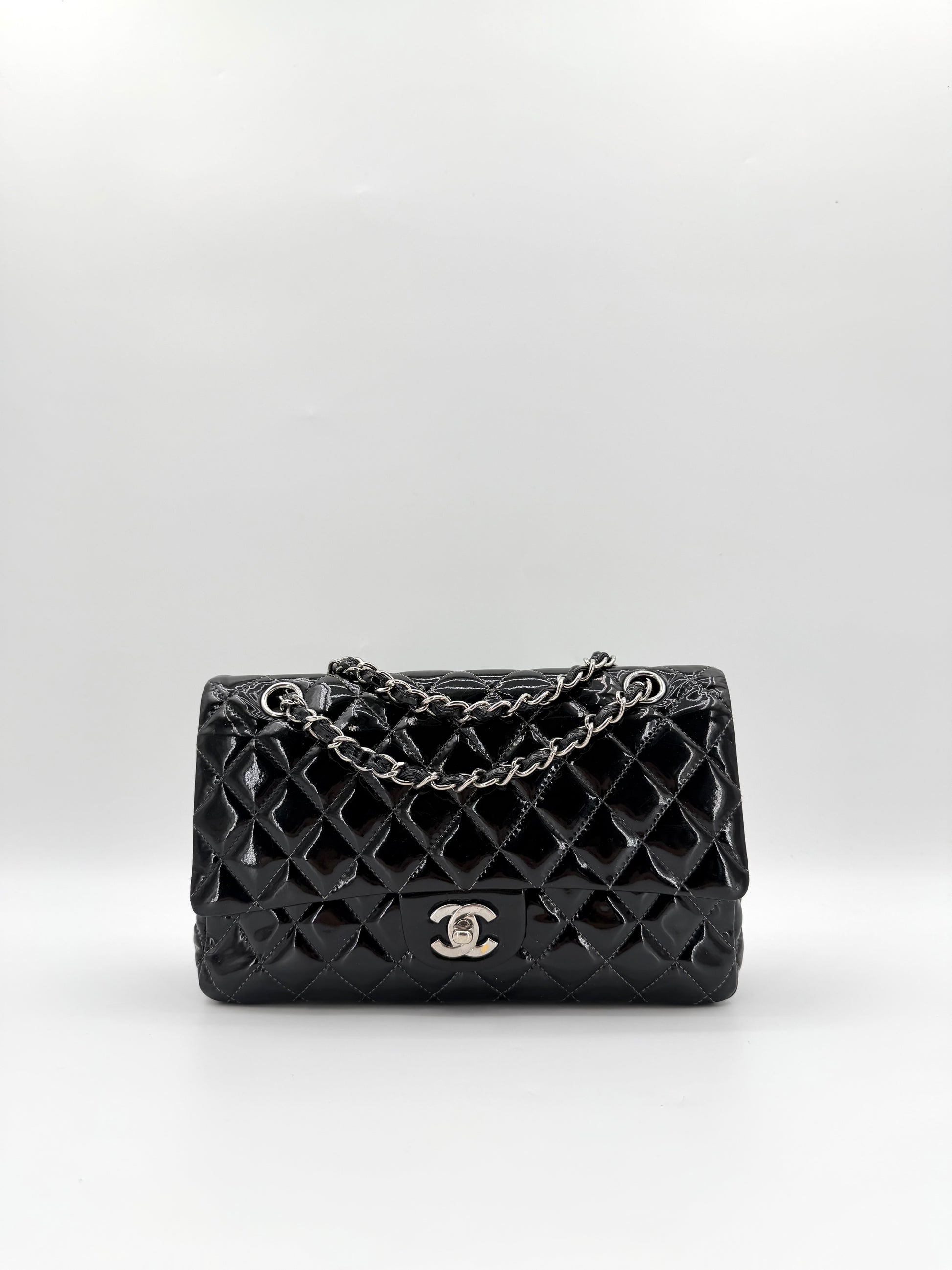 CHANEL TIMELESS 25 VERNIS