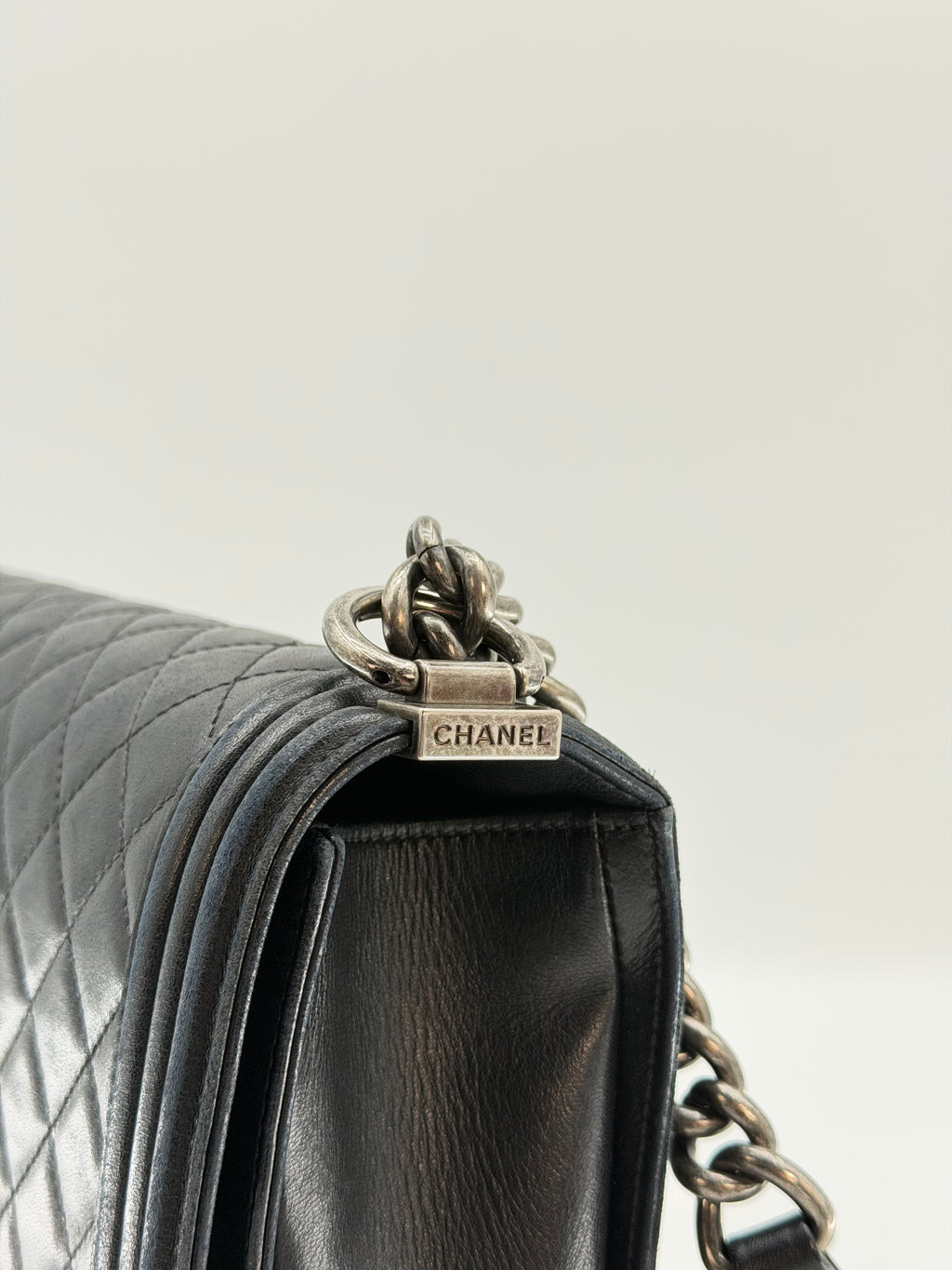 CHANEL BOY XL
