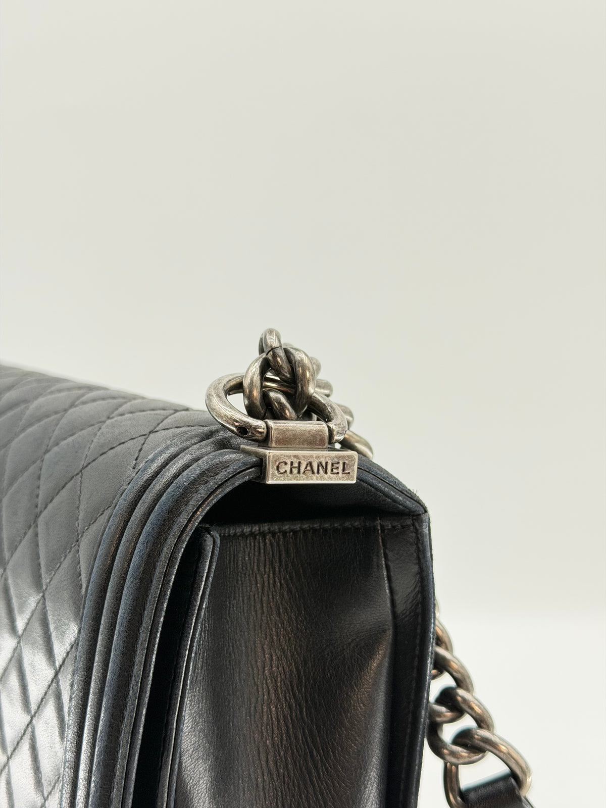 CHANEL BOY XL